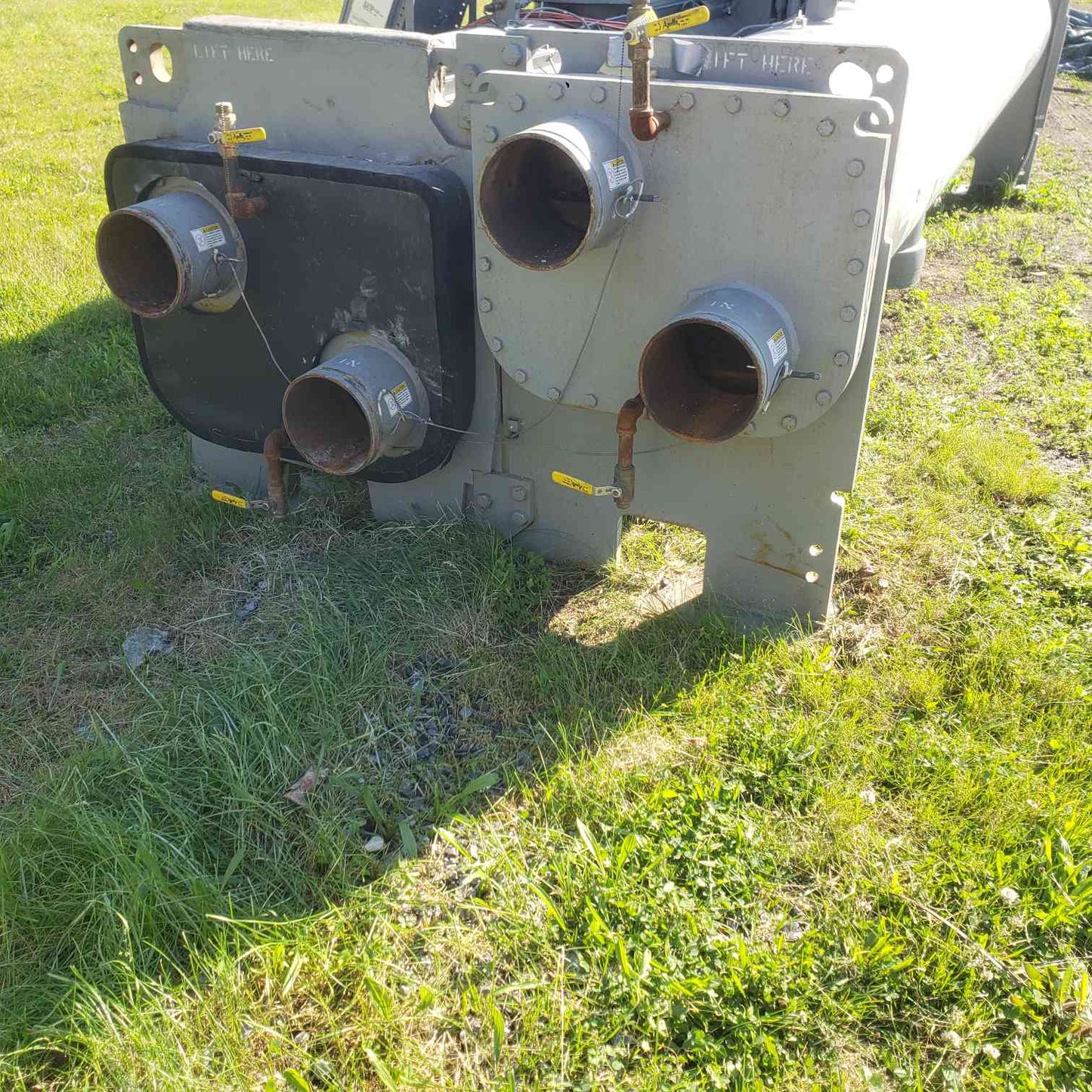 Carrier Evergreen 300 Ton 350 Ton 460V 3PH 60Hz 277A Chiller 19XRV3537337KBH64 (SKU: 113185)