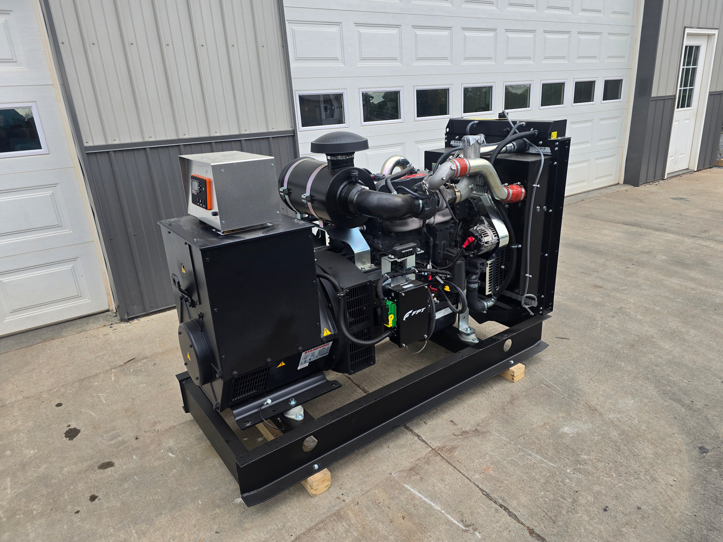 100KW NEW FPT Powered Open Skid Diesel Generator TIER 3