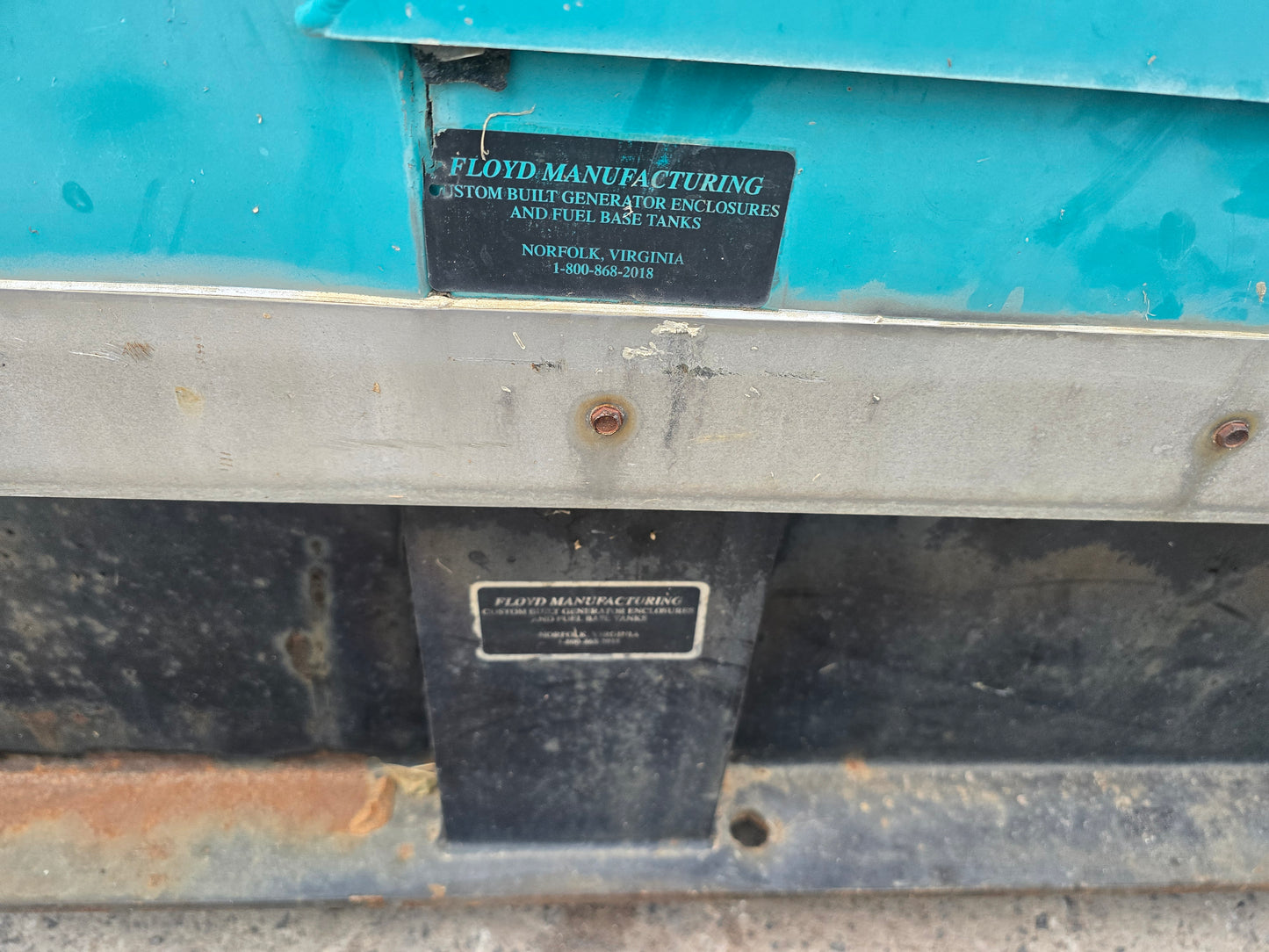 Detroit Diesel Spectrum 100kW Standby Diesel Generator 3ph Enclosed 300HR TESTED