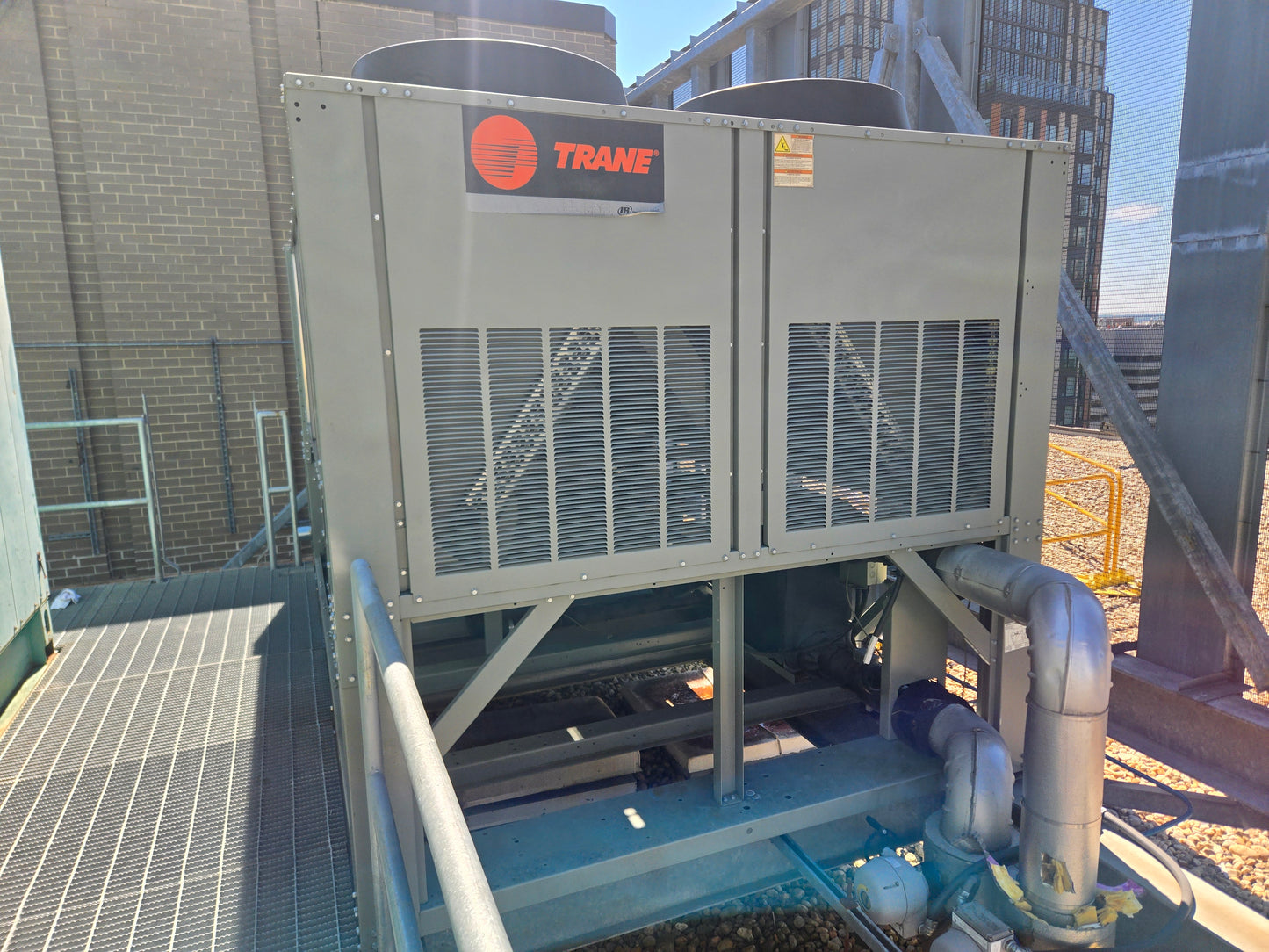 Trane 120 Ton Air Cooled Chiller CGAM 460V 3PH R410A Commercial Scroll HVAC Pack