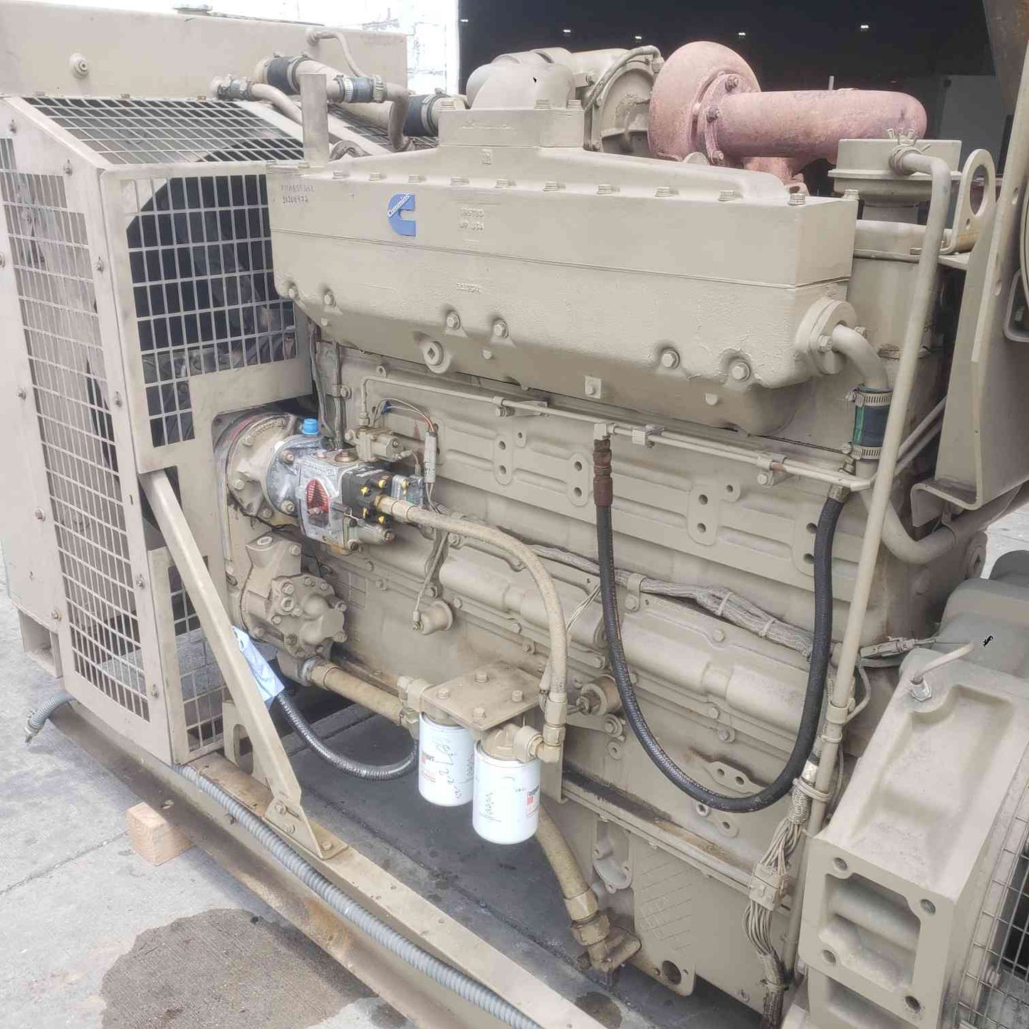 300KW Cummins 500FDR7018JJ W 480/277V 451A 3PH Diesel 901 Hrs. TESTED (SKU: 114466)