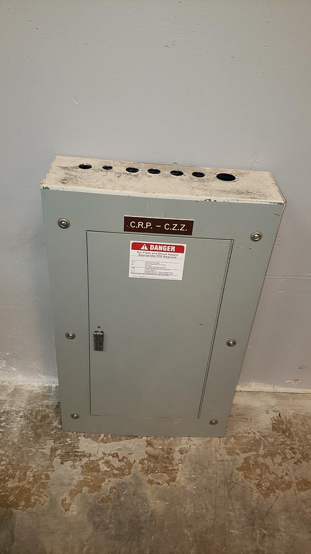100A Breaker Panelboard 120/208v Loaded 24 Pole 100A Main(S6LLST10598)
