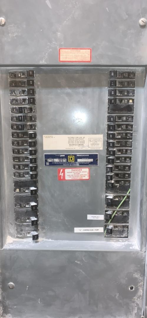250A Square D Panelboard 120/240v NAIB 1Ph Loaded W/ Main(S6LLST10255)