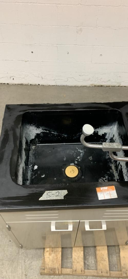 55" St Charles Black Epoxy Sink Bundle S6LLST7147(S6LLST7147)