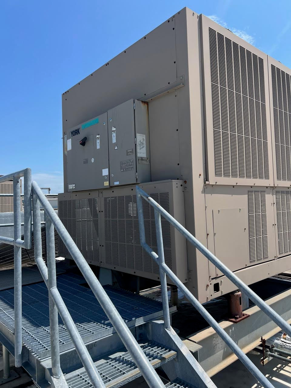 125 Ton York Chiller HVAC 460V 3ph