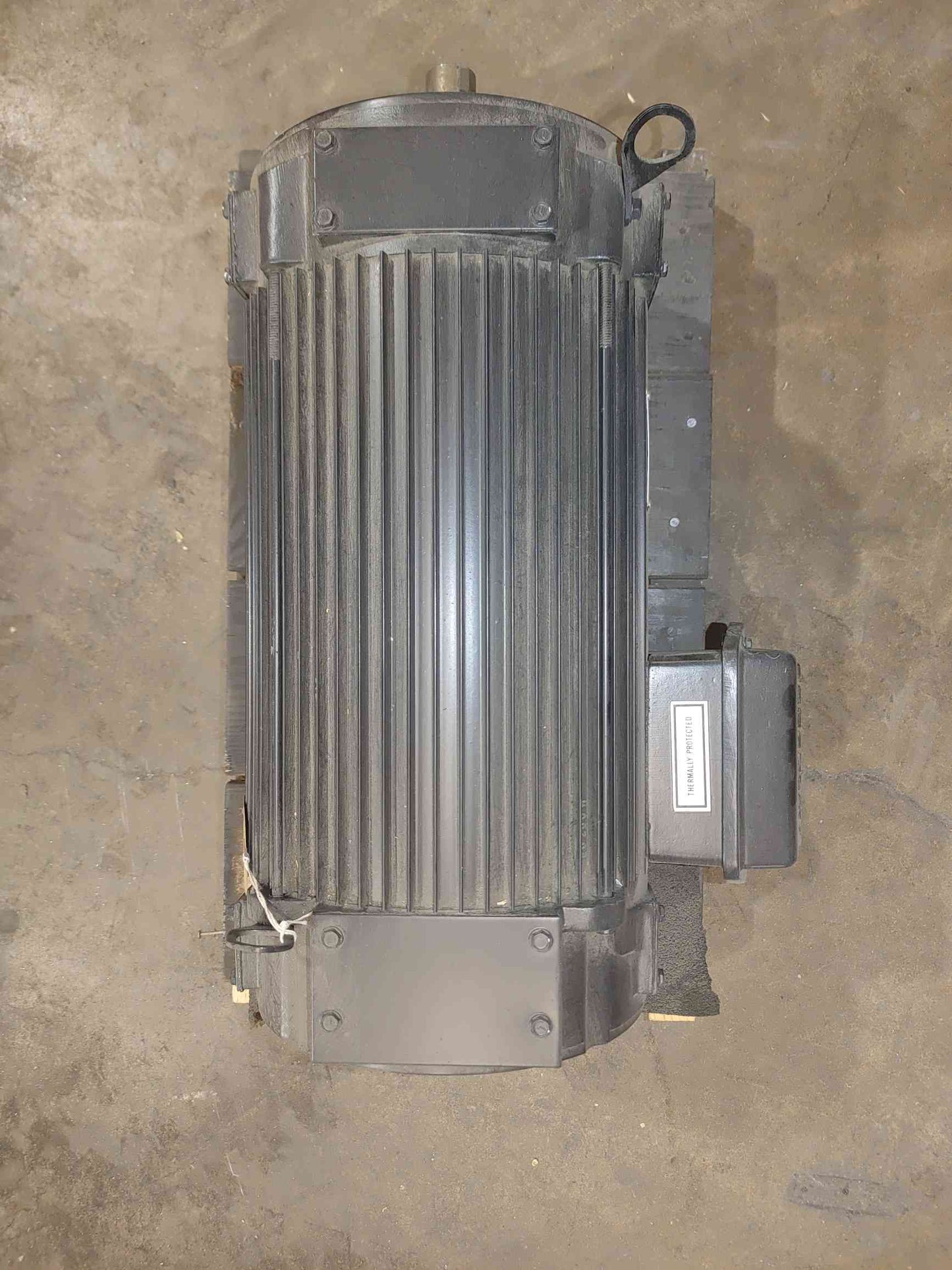 7.5HP Powertec Brushless Motor A18CMA1000100000 2500 RPM 640V Frame 184T (SKU: 111690)