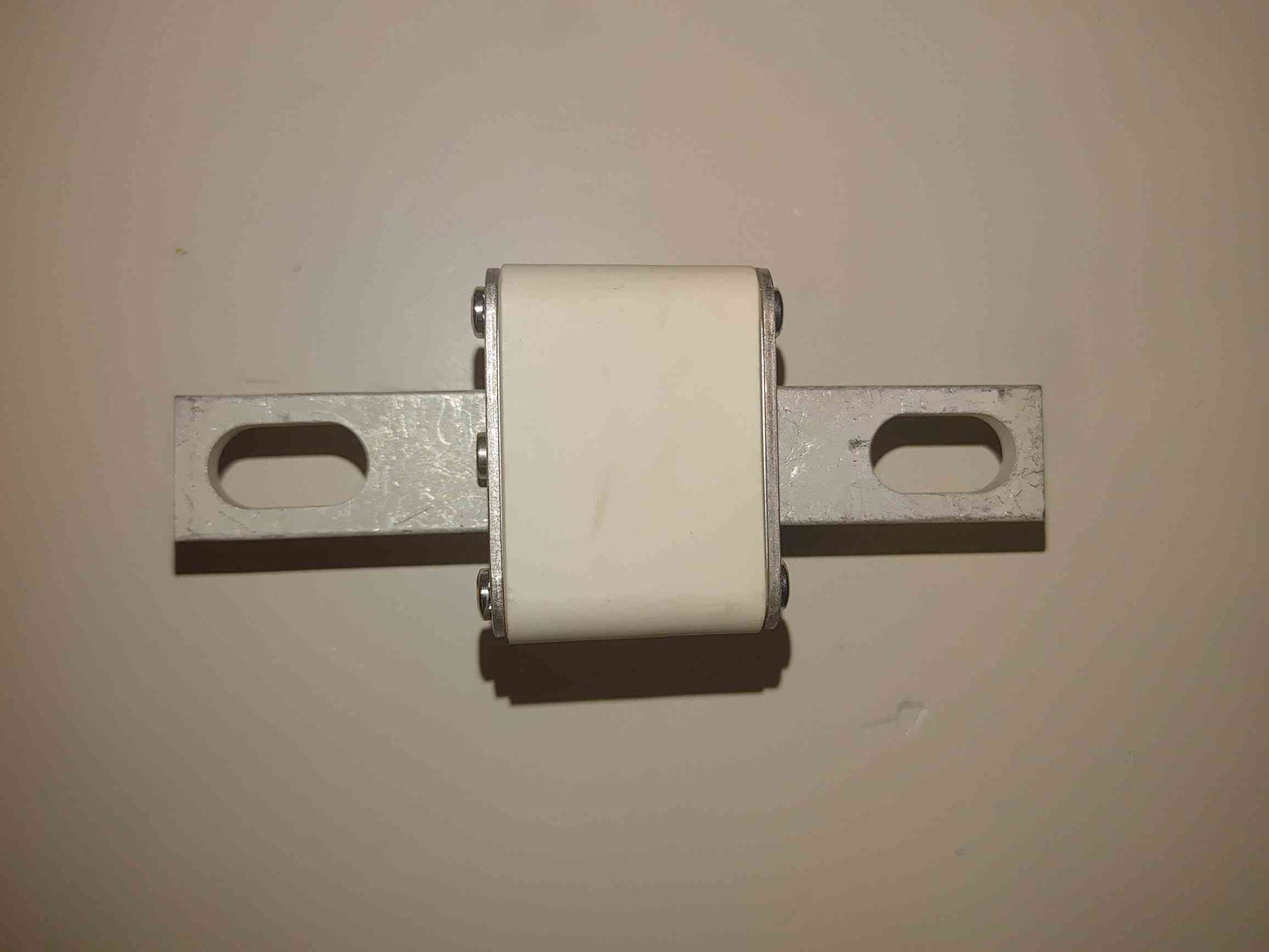Lot of 2 Bussman Typower 170m5720 630A(S6LLST6732)