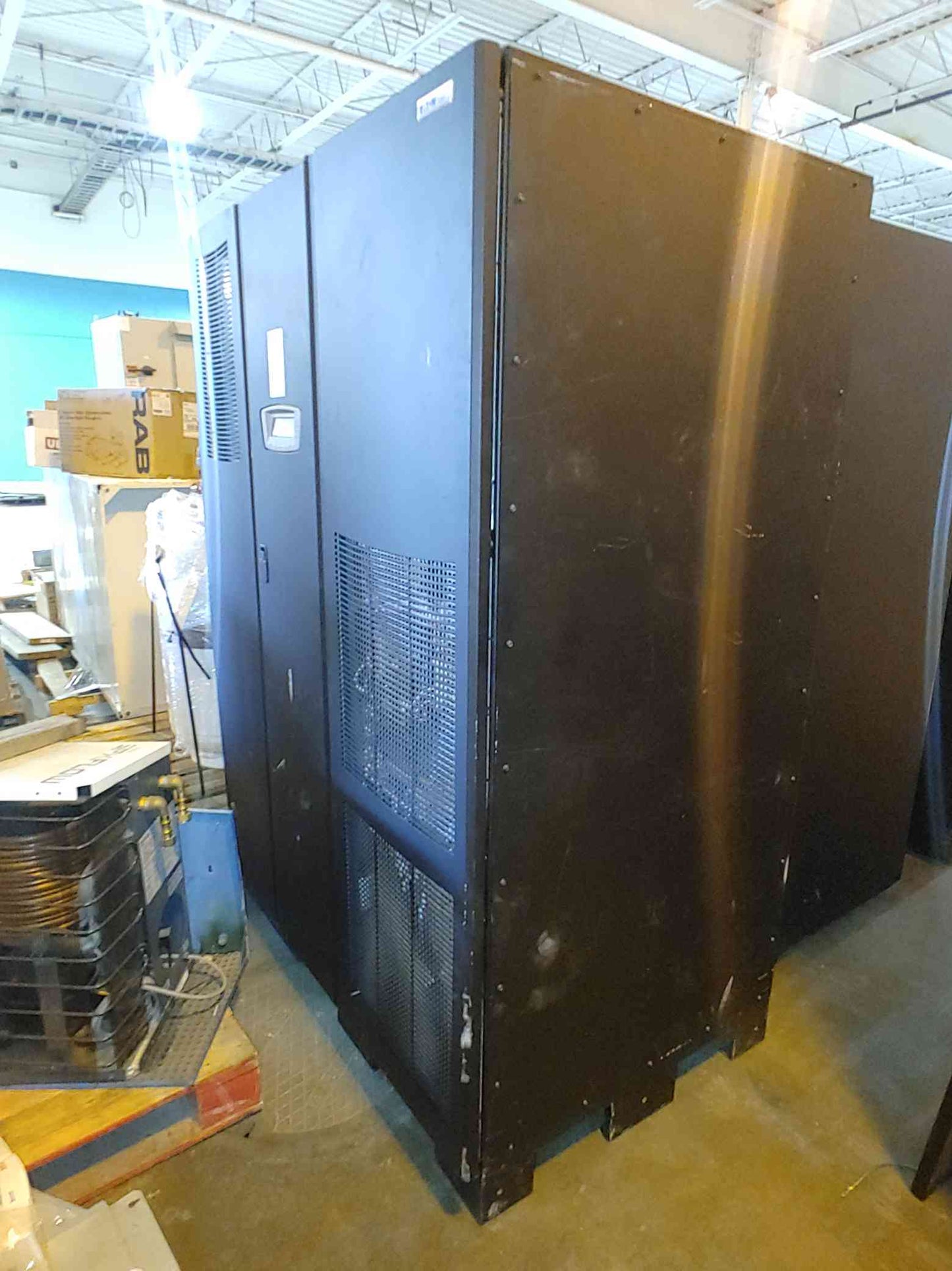 Eaton 9395-275 Powerware 275kVA 250kW 480V 3PH Industrial Data Center UPS System