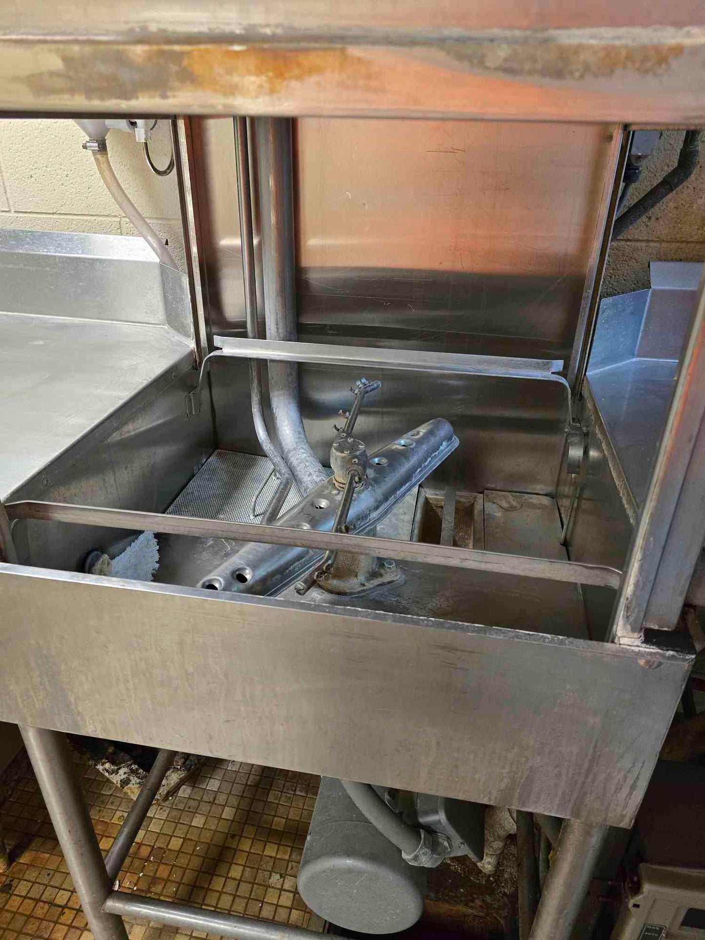 Hobart Three Part Dishwashing Unit 14' L X 2.5' D Washer Prep & Table(SKU: 111452)