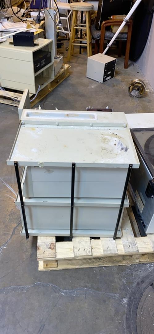 Waters 600 Delta 3000 Mutisolvent Chromatography w/Controller AS PHOTOGRAPHED(S6LLST5483)