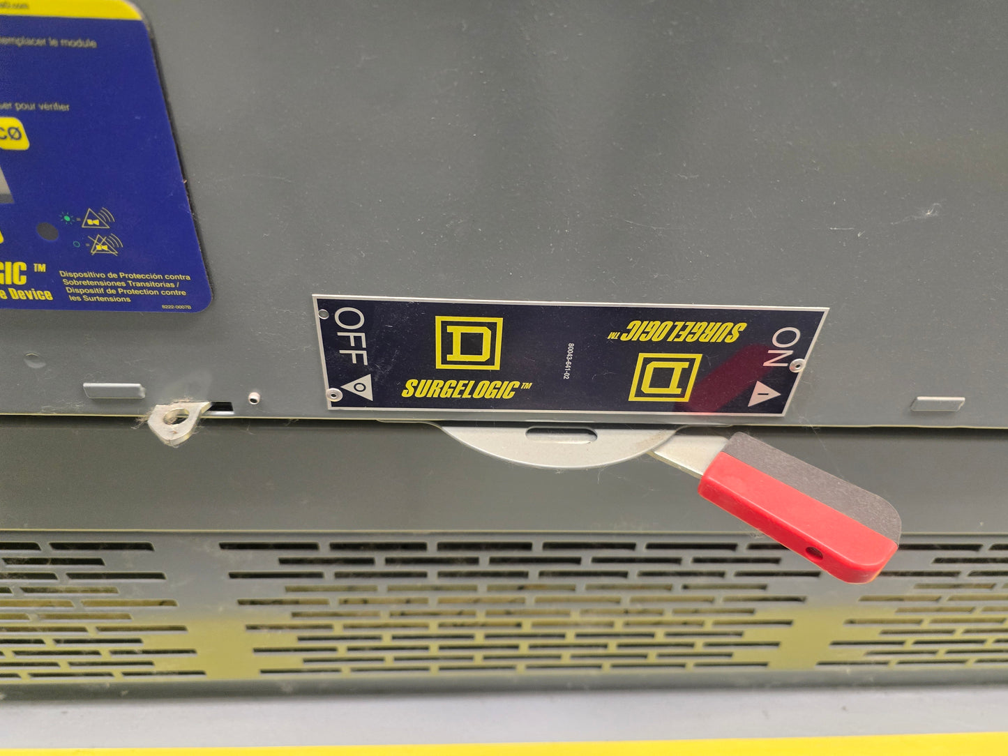 Square D QED 2000A 480V 3PH Switchboard QMB366W Bolt-Loc Switches Lineup