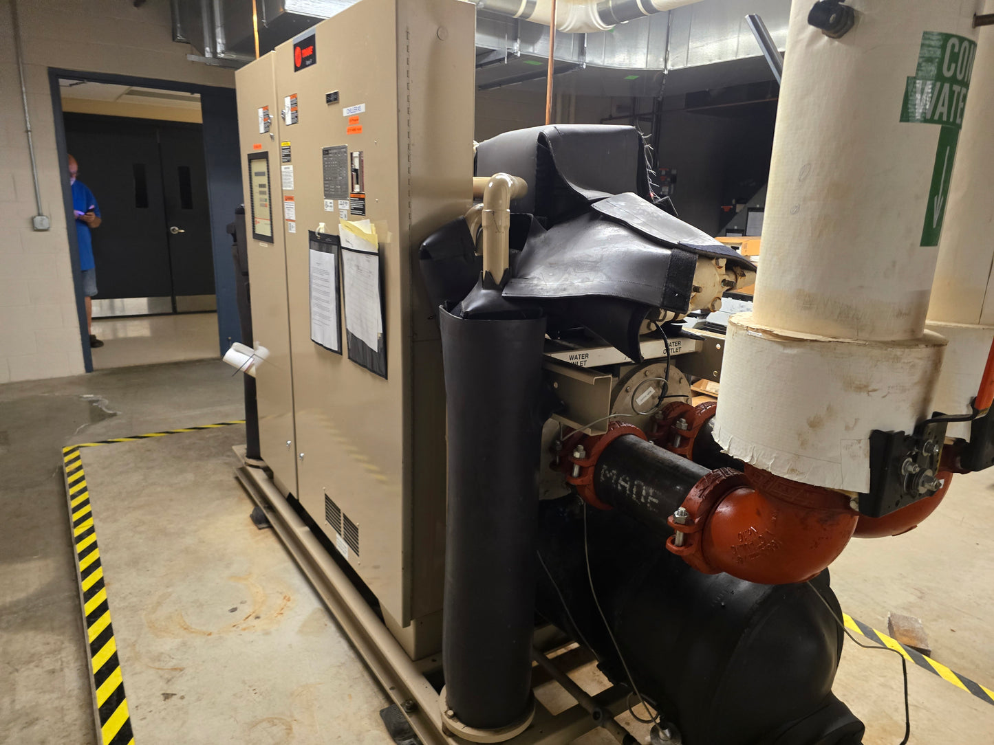 Trane RTWA110 Series R 110-Ton Water-Cooled Rotary Screw Liquid Chiller - Used