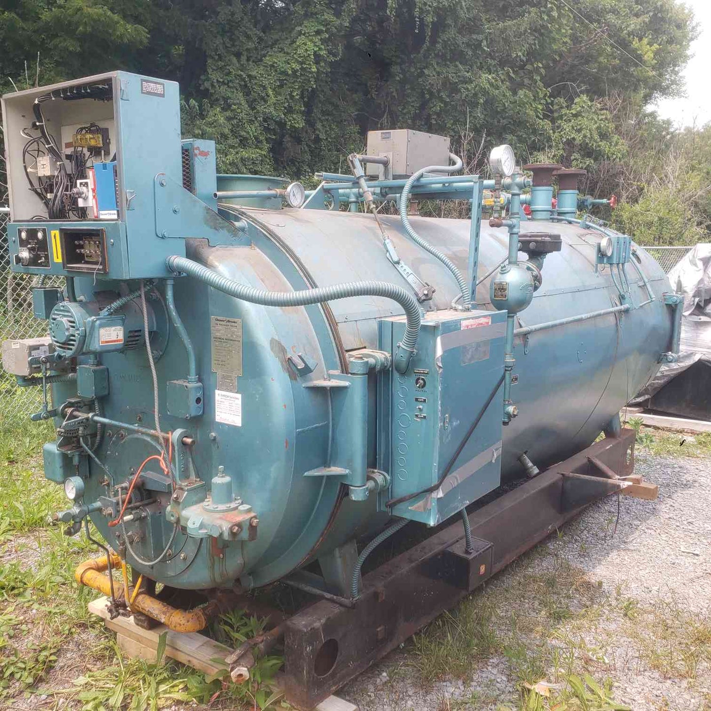 Cleaver Brooks CB200-70 70 HP Packaged Boiler 125 PSI Dual Fuel Gas Oil