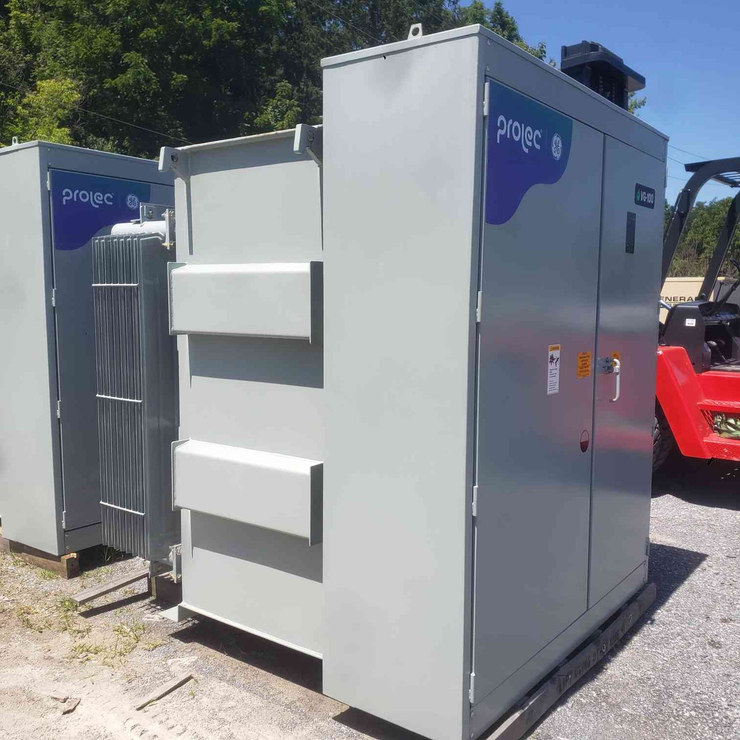 Prolec GE 2500 kVA 34.5kV to 800V Solar Step-Up Padmounted Transformer Ester
