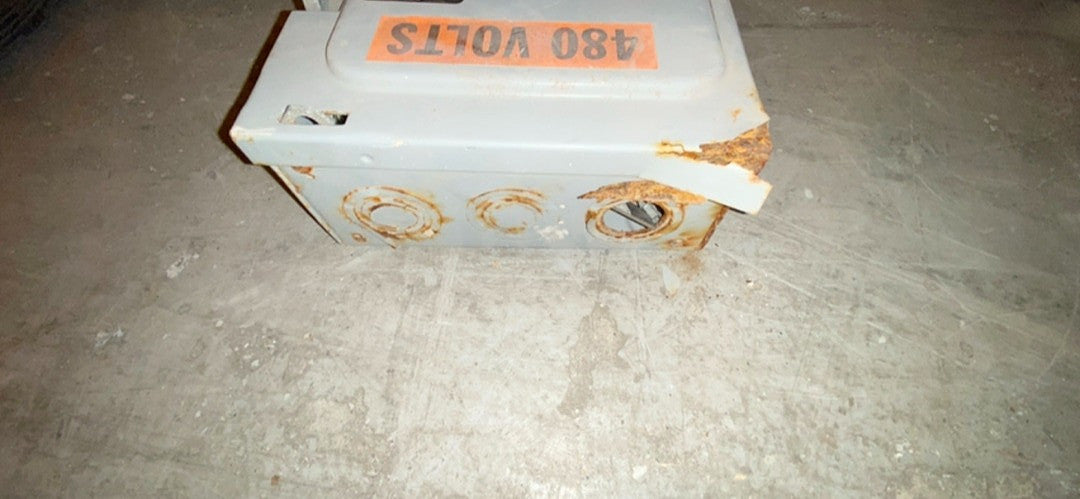 Siemens Enclosed Switch F351 30A 480V