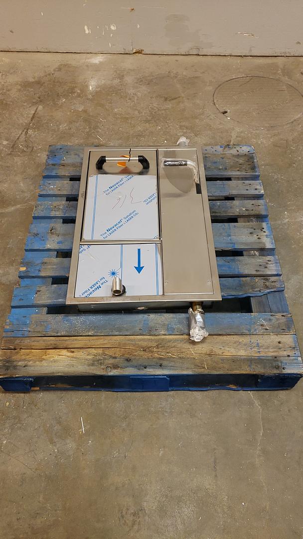 Pull Down Eye Wash Station Wall Mount Stainless Steel(S6LLST10386)