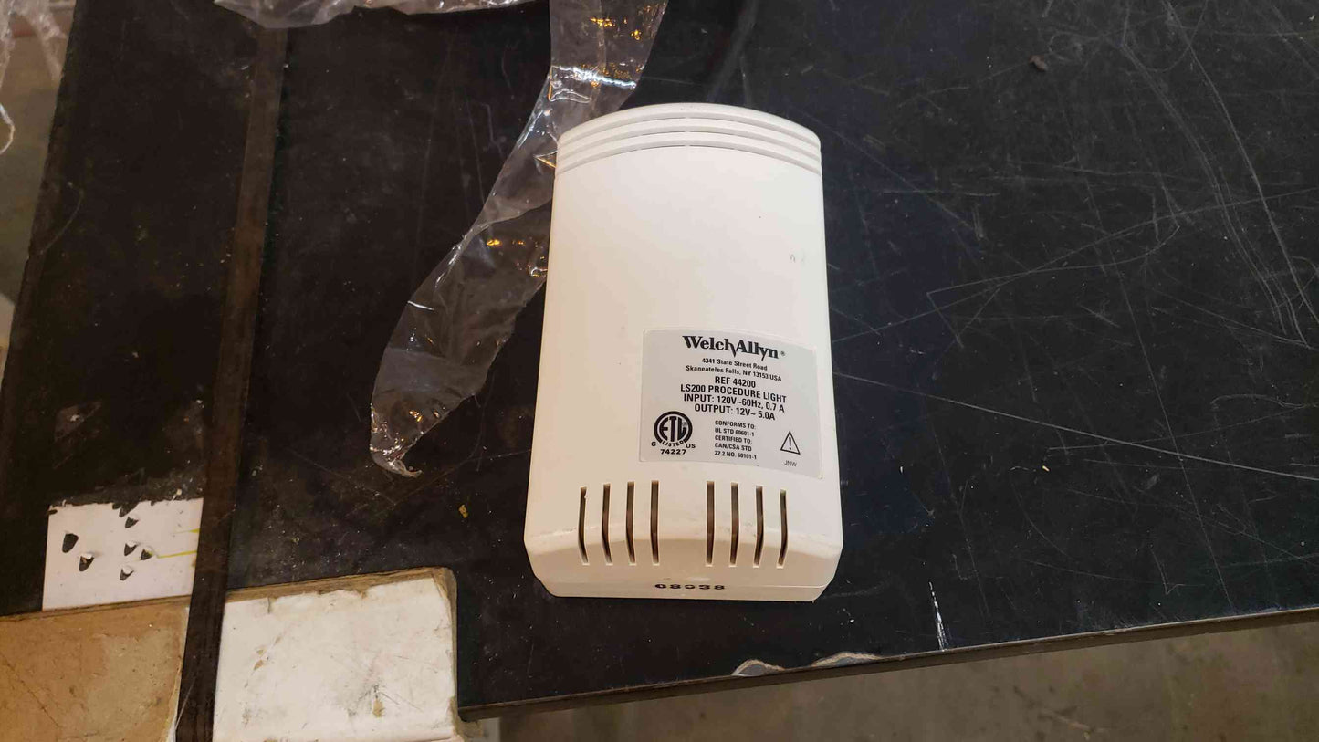 WelchAllyn LS200 Procedure Light (SKU: 3001AA)