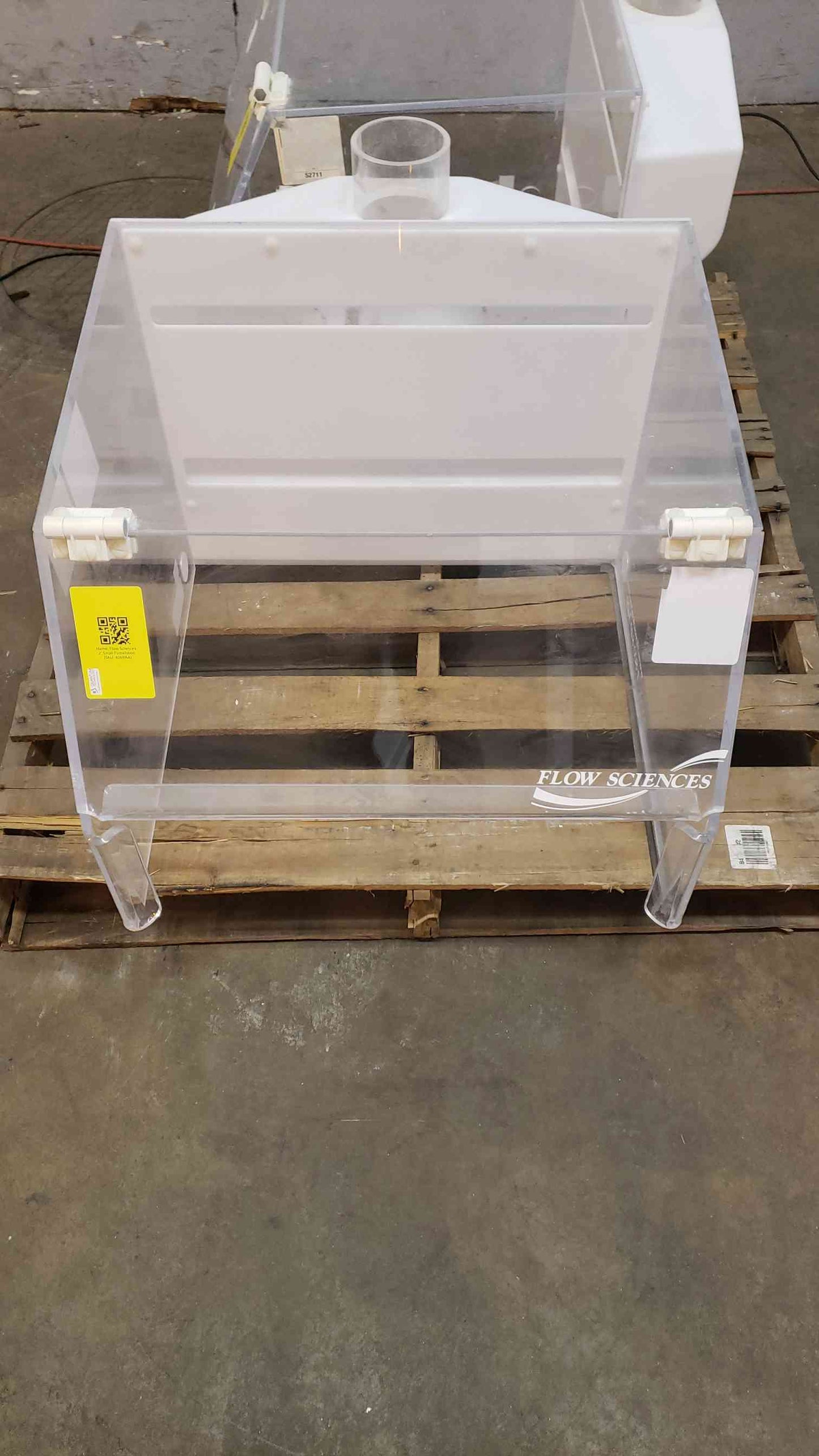 Flow Sciences 2' Compact Vented Lab Enclosure Fume Hood 4069AA