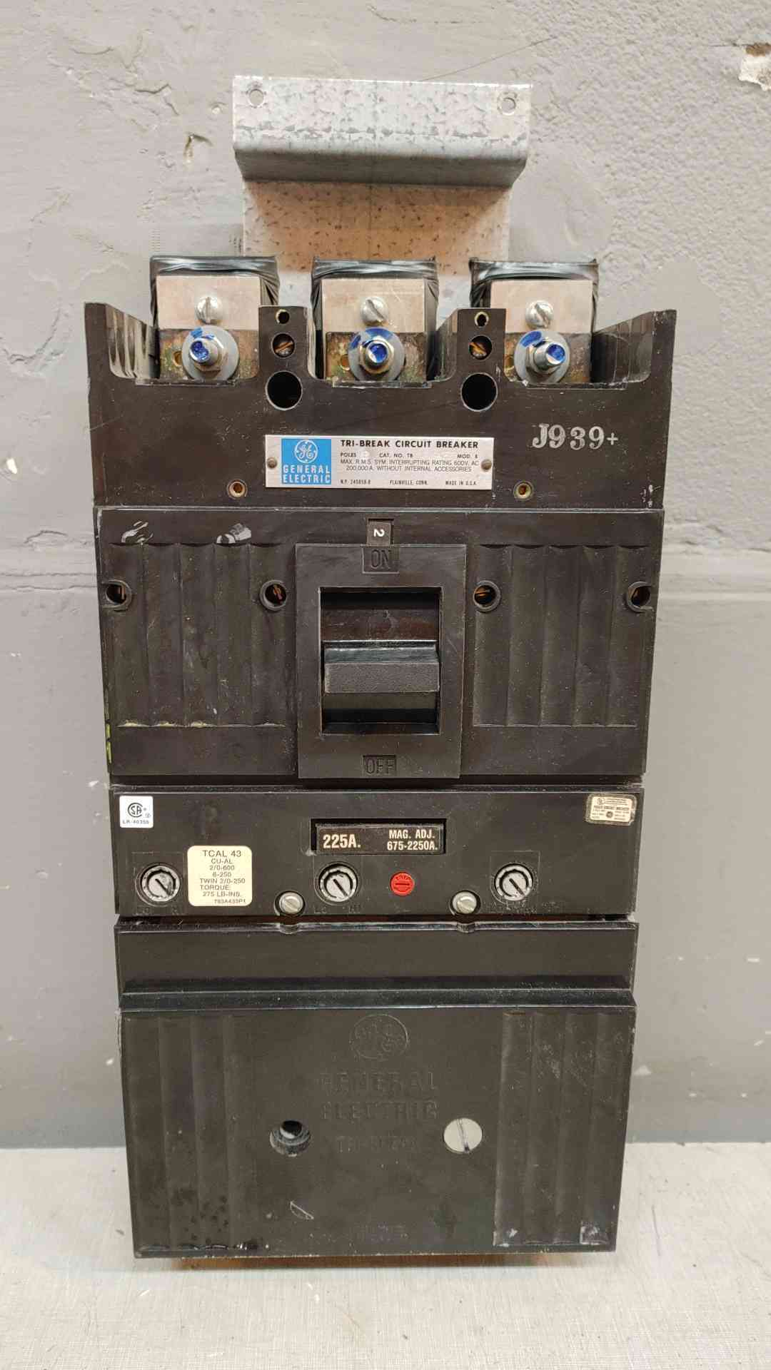 225A GE TriBreak Circuit Breaker TB 48F 3 Pole 600VAC(103406)