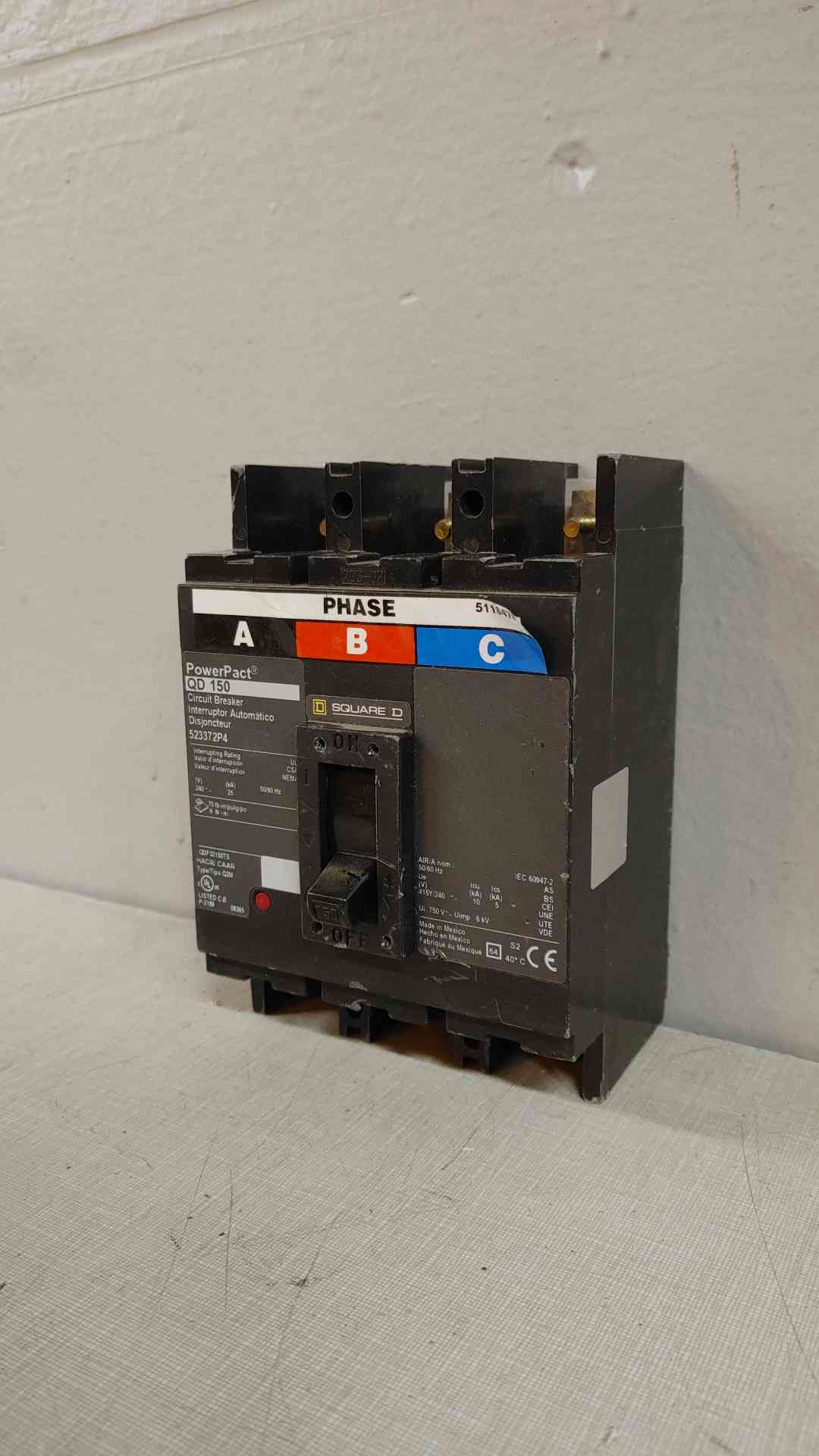 Square D PowerPact 150A 3 Pole Circuit Breaker 25KA 240V QD 150(104644)