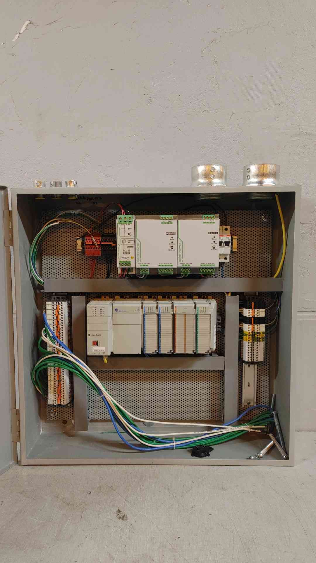 Hoffman Cutout Box Enclosure R-8520(106378)