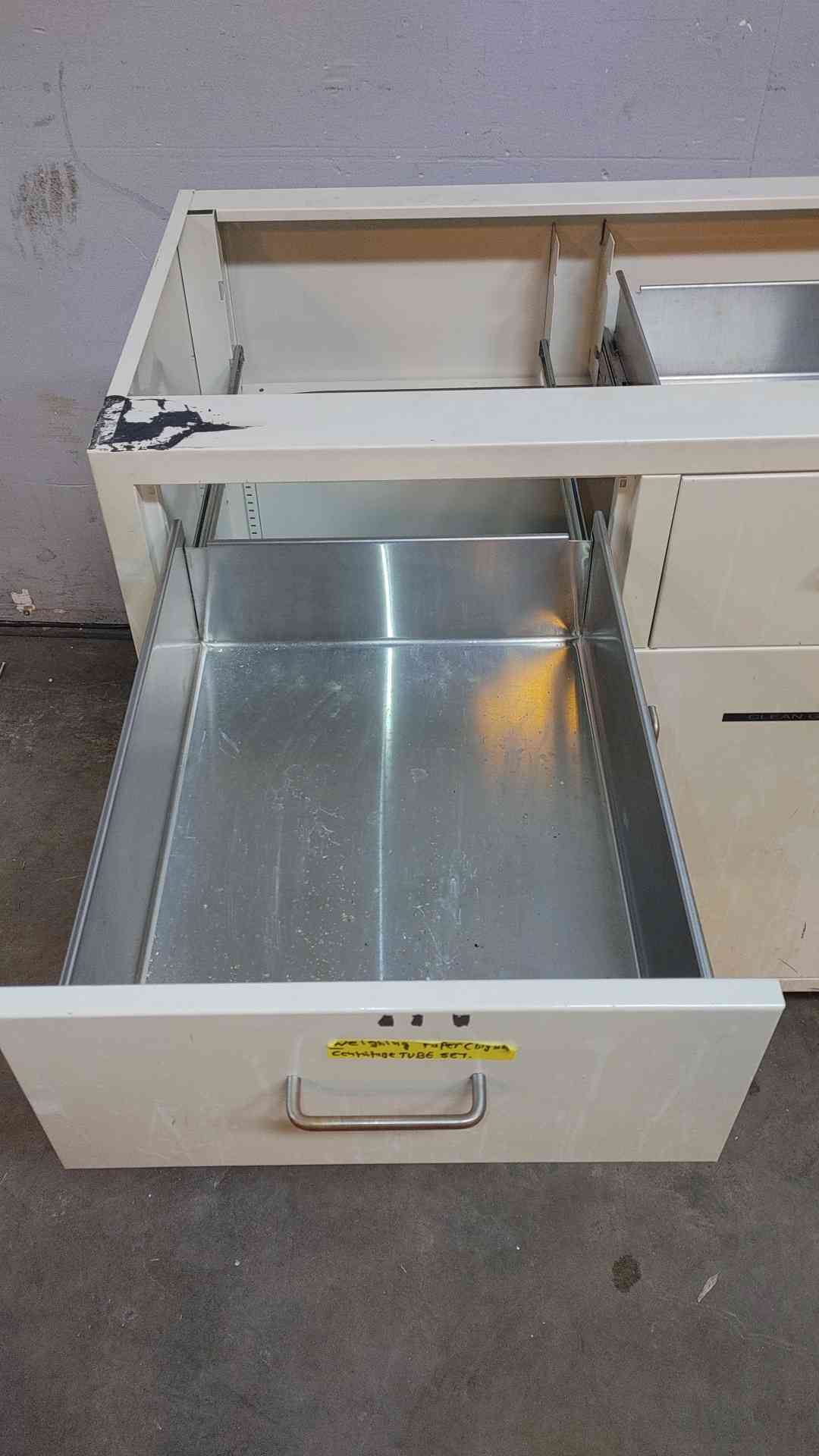 Jamestown 3' Mixed Casework (SKU: 106816)