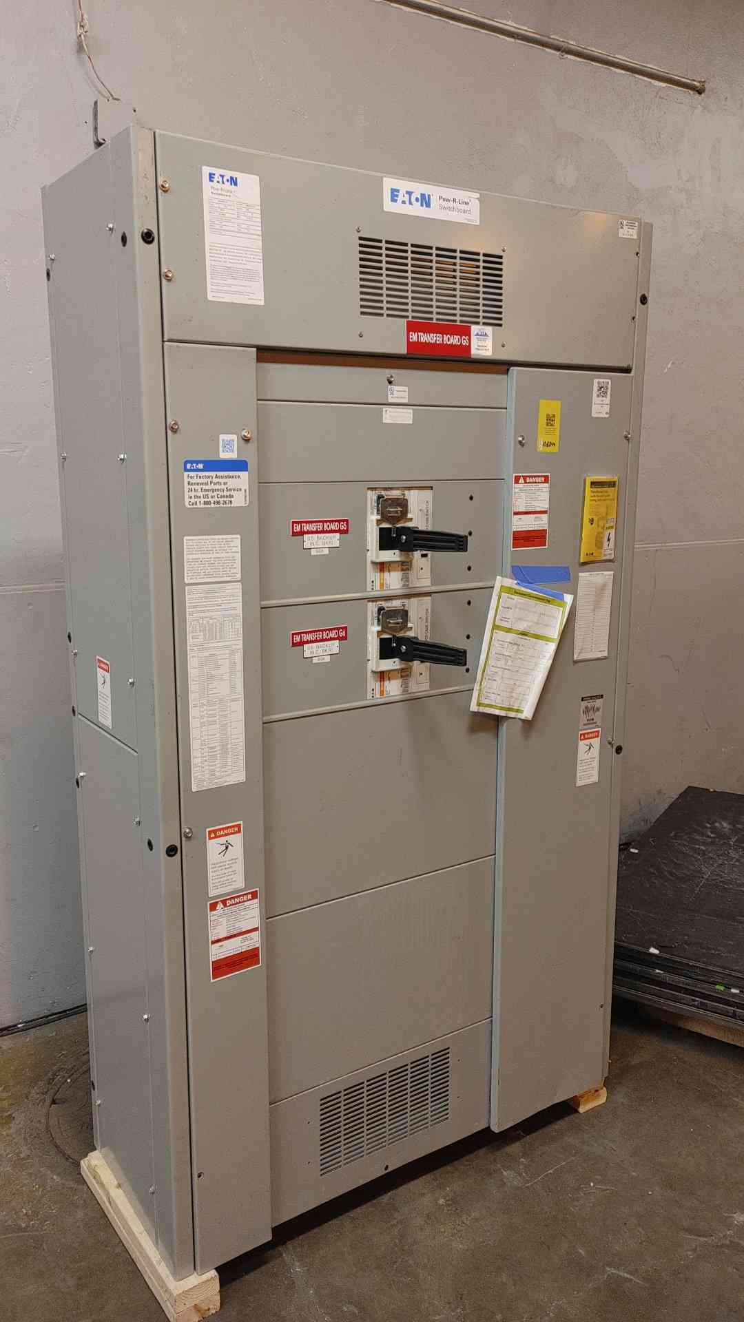 Eaton Pow-R-Line Switchboard 480VDC 3W 3PH 1200A 2x N1200K Breakers '14