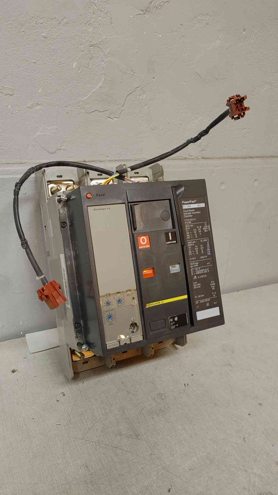 Square D 1200A Circuit Breaker PJ1200 PowerPact PJF36120U31A
