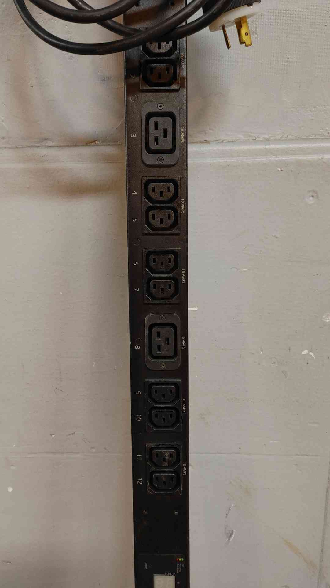 APC AP7852 Rack PDU, Metered, Zero U, 16A, 230V, (20)C13 & (4)C19
