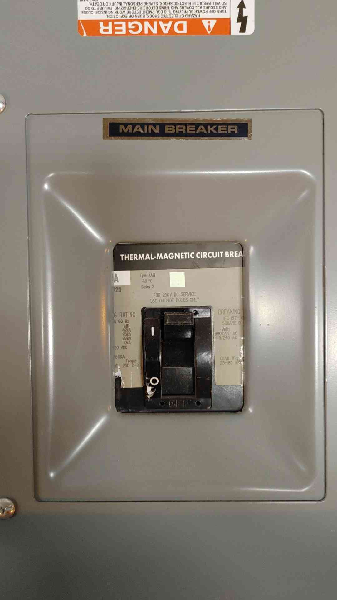 Square D I-Line Panelboard 225A 480Y/277V 24 Breaker w/ Main