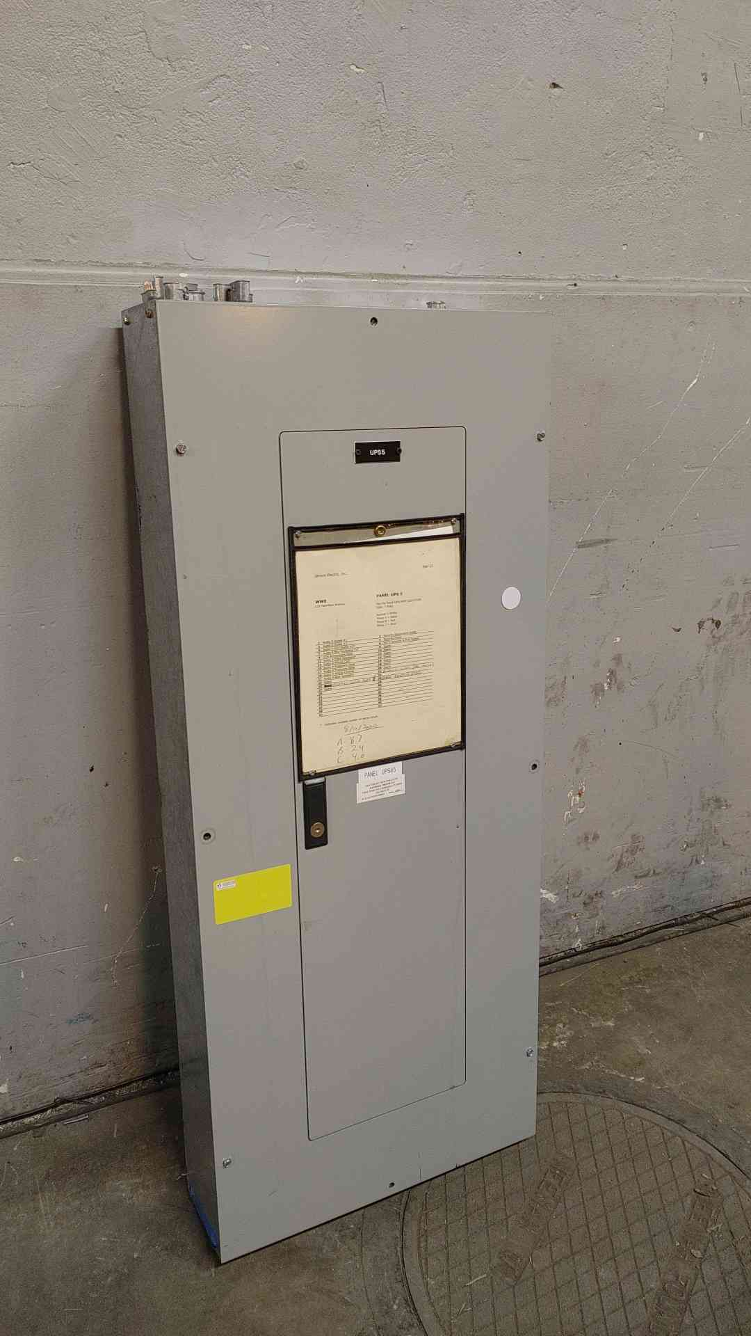Cutler-Hammer Pow-R-Line 225A 3PH 4W 208Y/120VAC PRL-1A