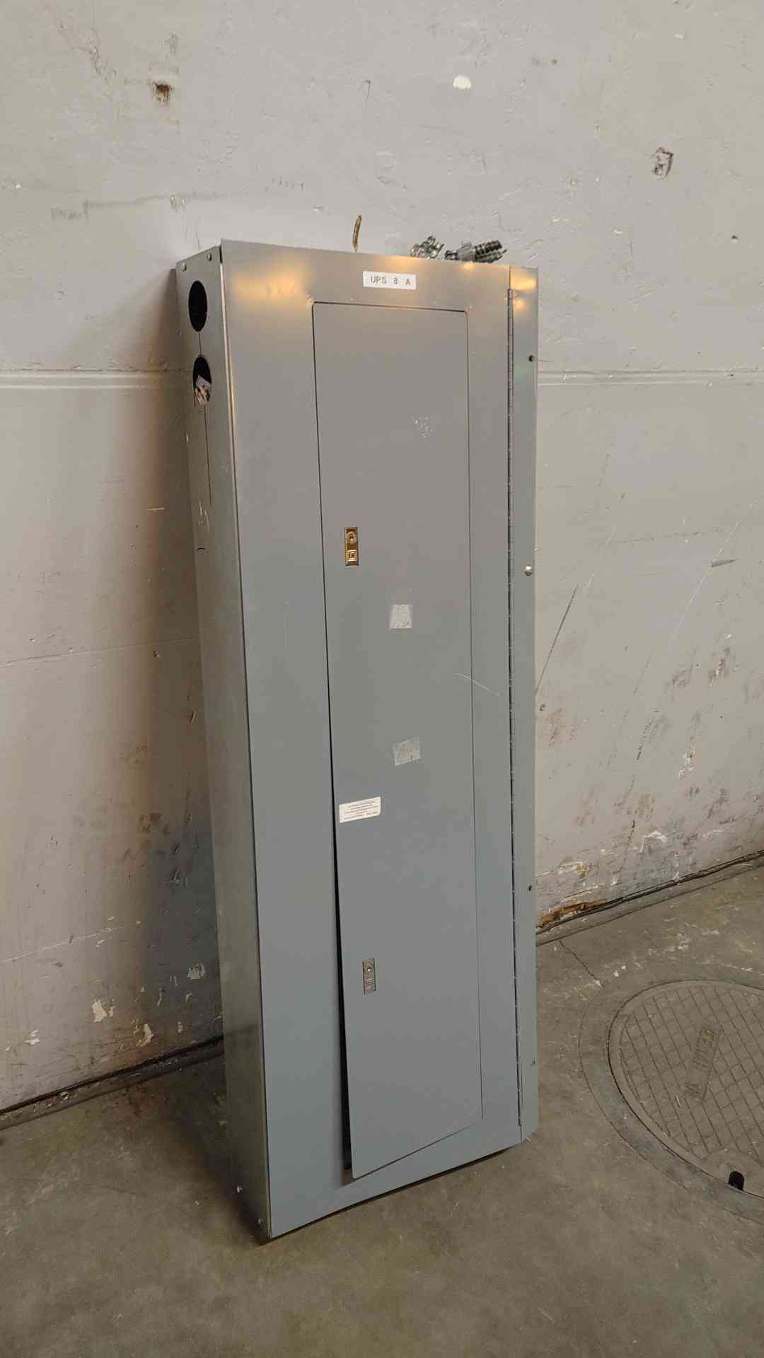 Square D NQOD Breaker Panelboard 100A 3PH 4W 208Y/120VAC with Main