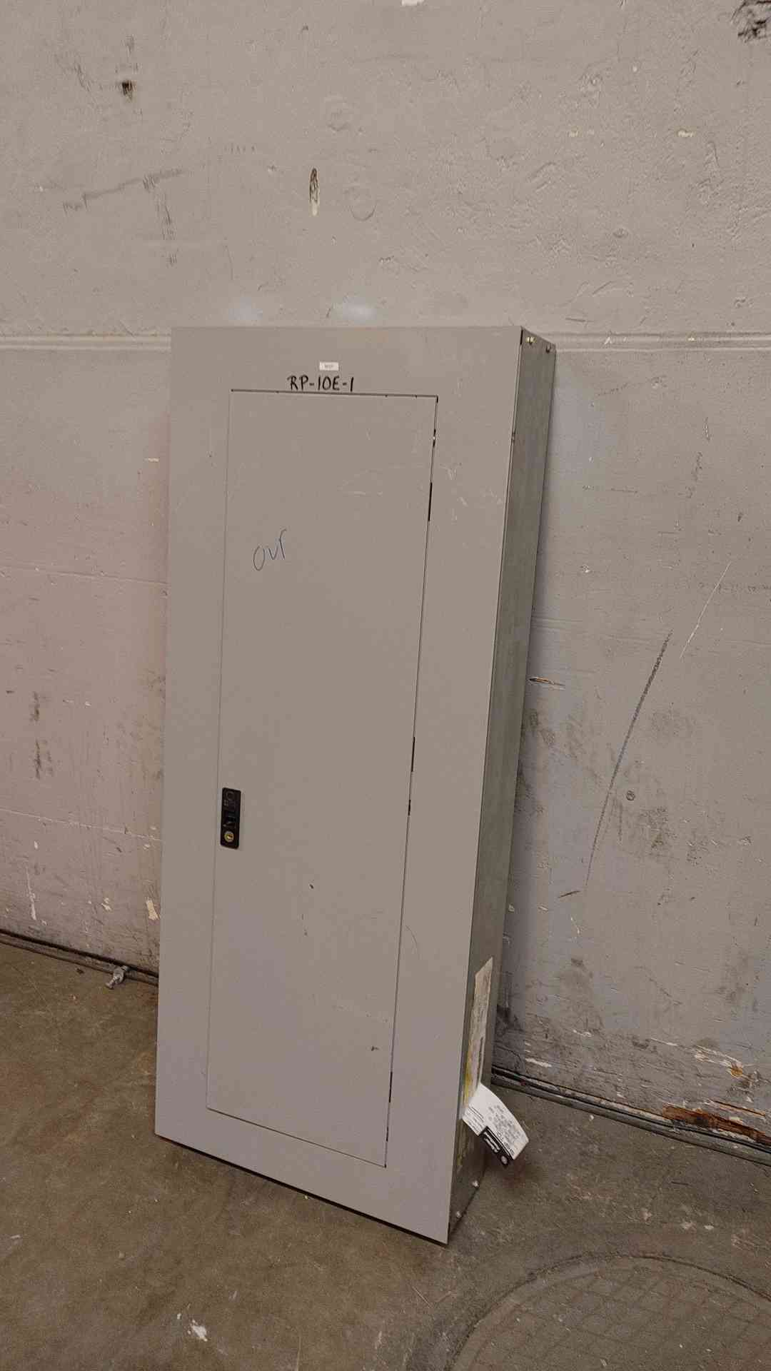 GE A Series Panelboard 225A 208Y/120V 3PH 4W AF49S w/ Main