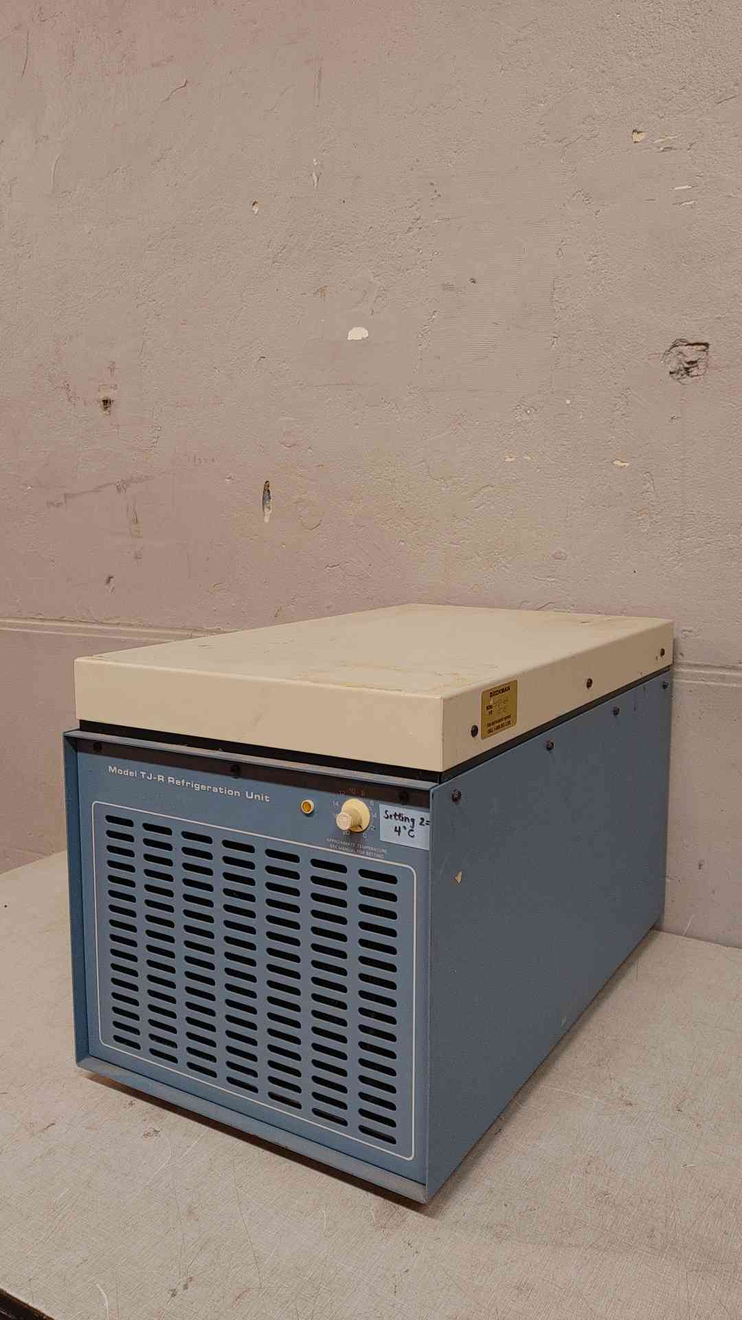 *Pickup Only* Beckman Refrigeration Unit 120V TJ-6R (108037)