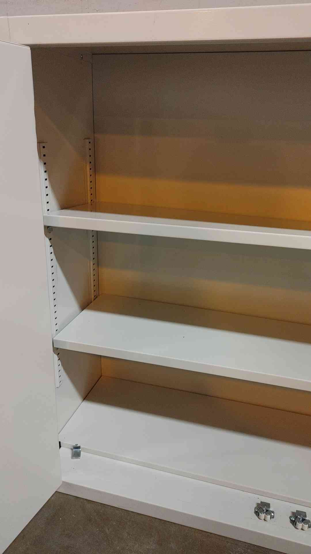 3' Duralab Solid Door Overhead White (SKU: 108301)