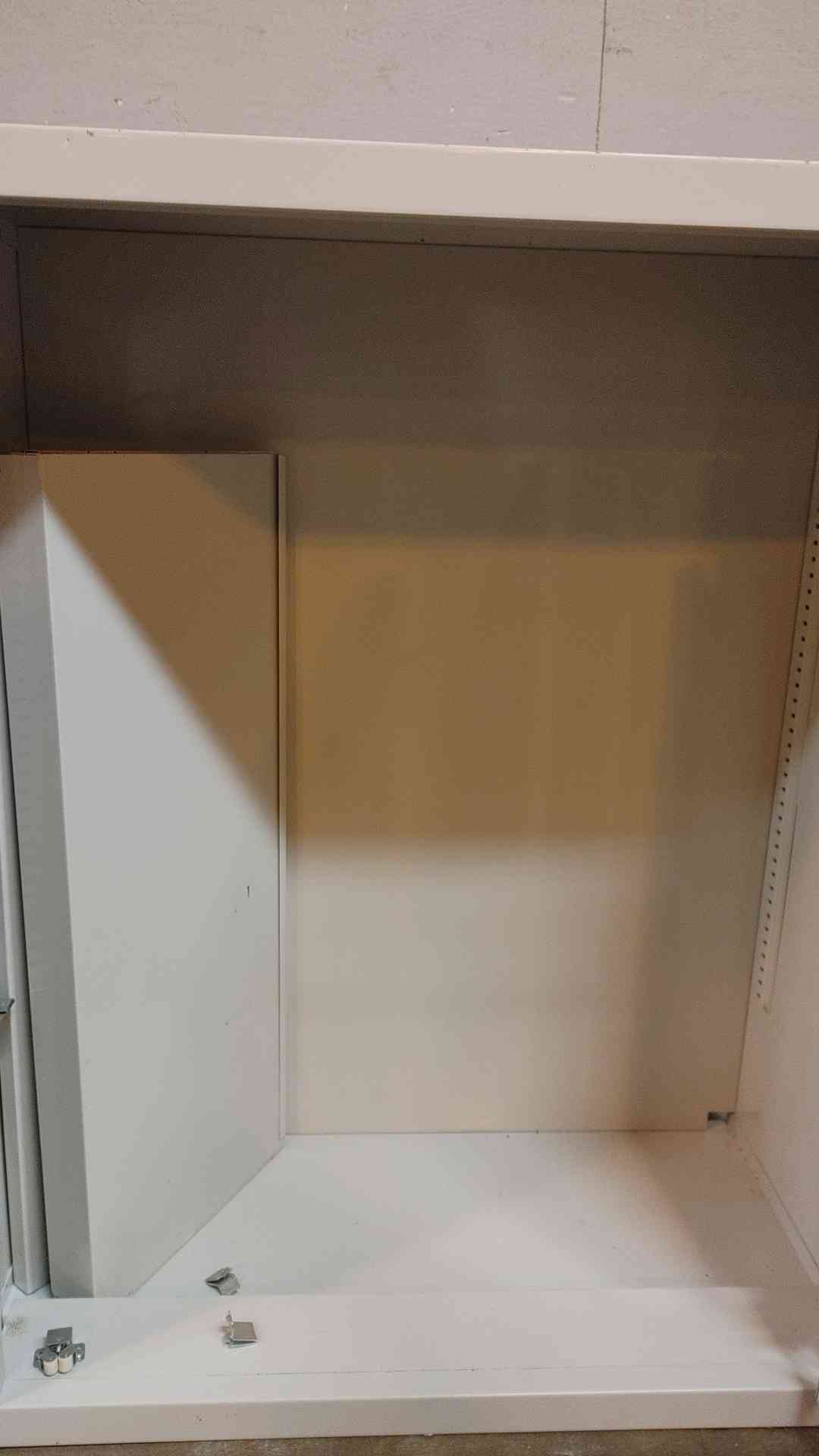 2' Duralab Overhead Casework (108329)