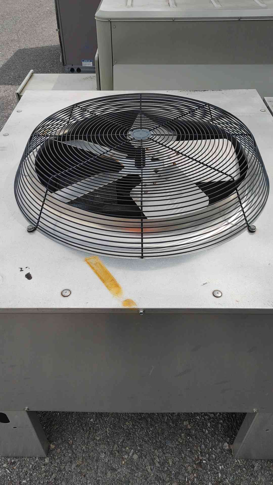 Liebert 1 Fan Condenser 460V 3PH .75HP TCSV104-A (108418)
