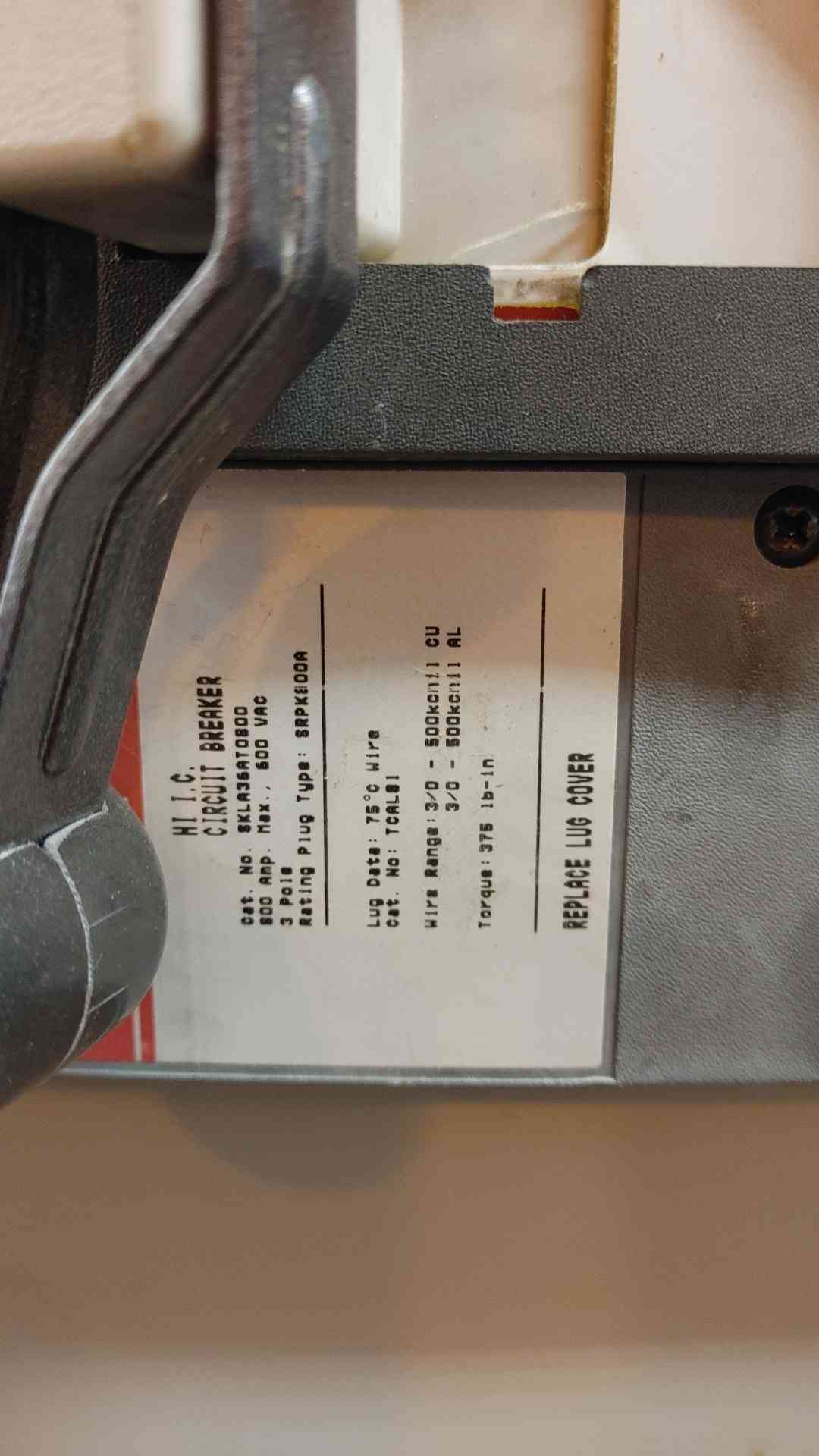 General Electric 3 Section Switchgear 1600A 3PH 208Y/120V 4W (108687)
