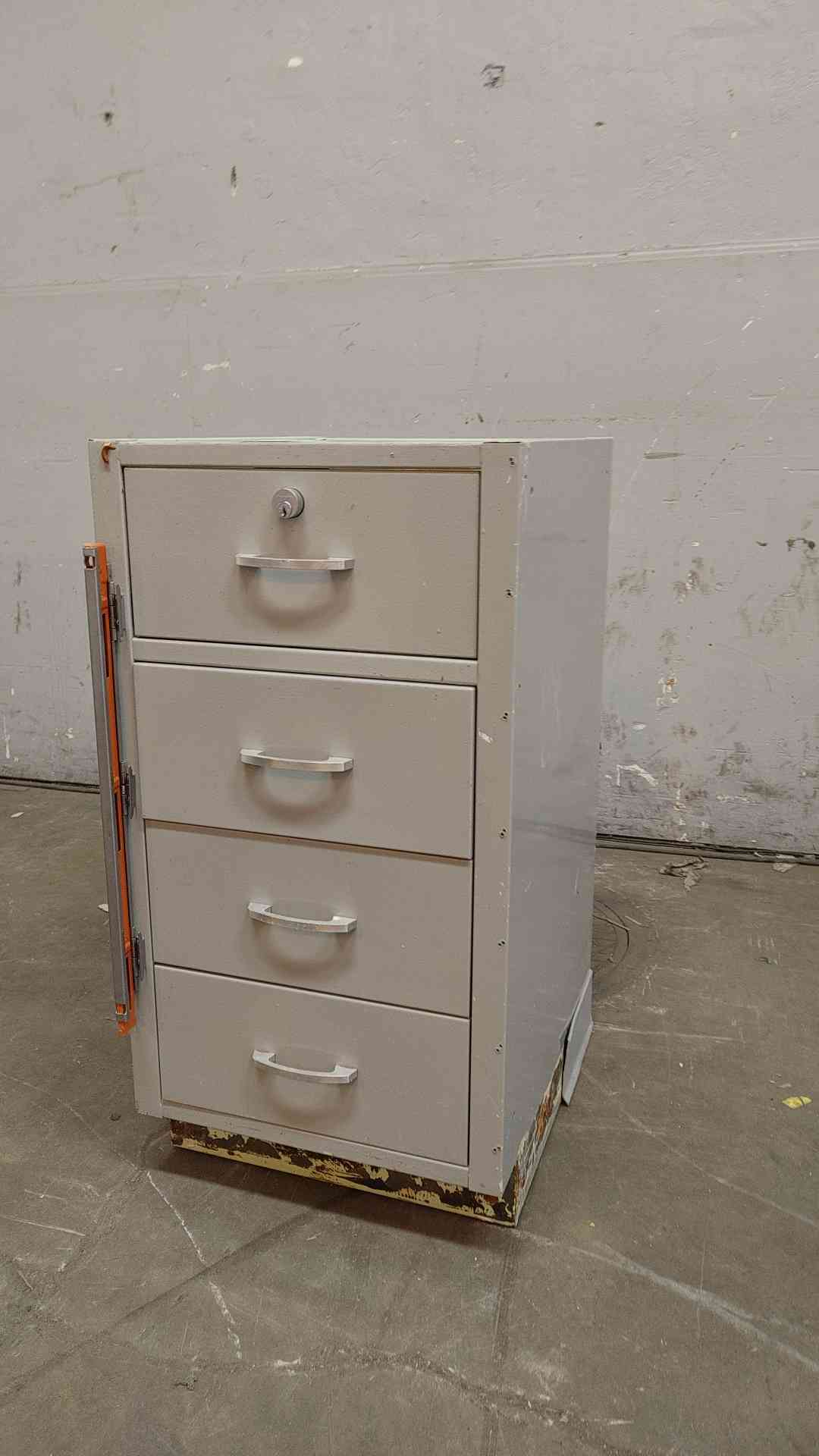 18" Hamilton Drawers Only Casework (108691)