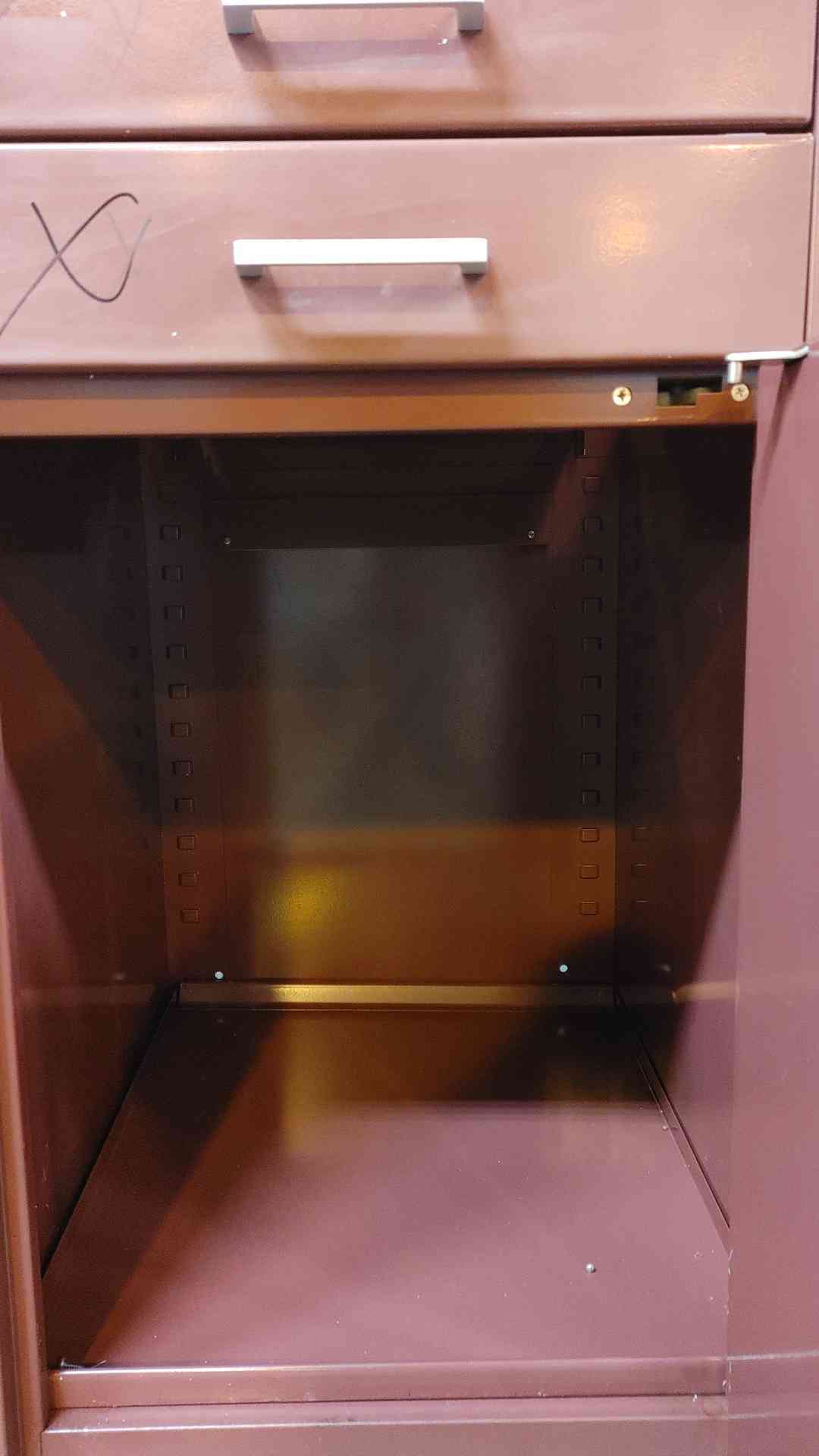 18' Hamilton Mixed Casework (109029)