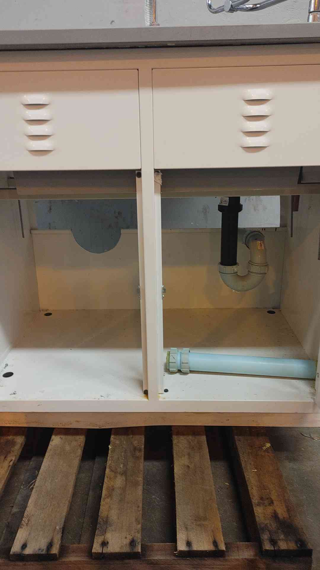 5' Duralab Mixed Casework/sink Combo (109188)