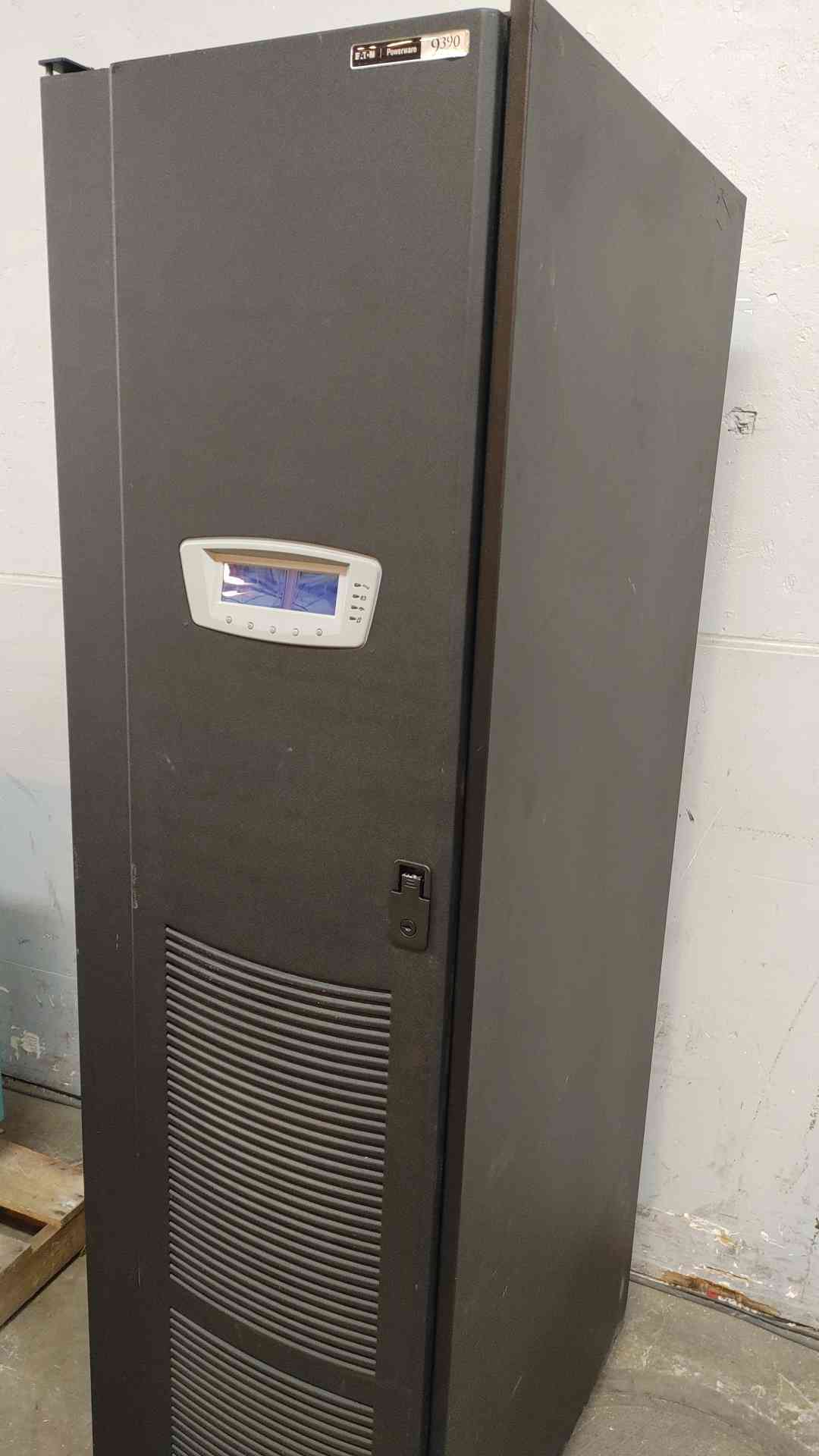 Eaton Powerware 9390-80 UPS 50KVA 208V (109305)