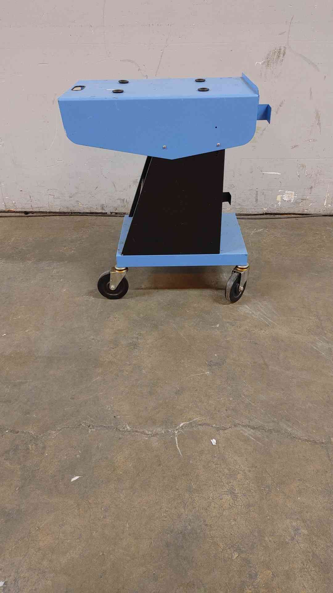 Valleylab Rolling Cart E-8006 (SKU: 109919)