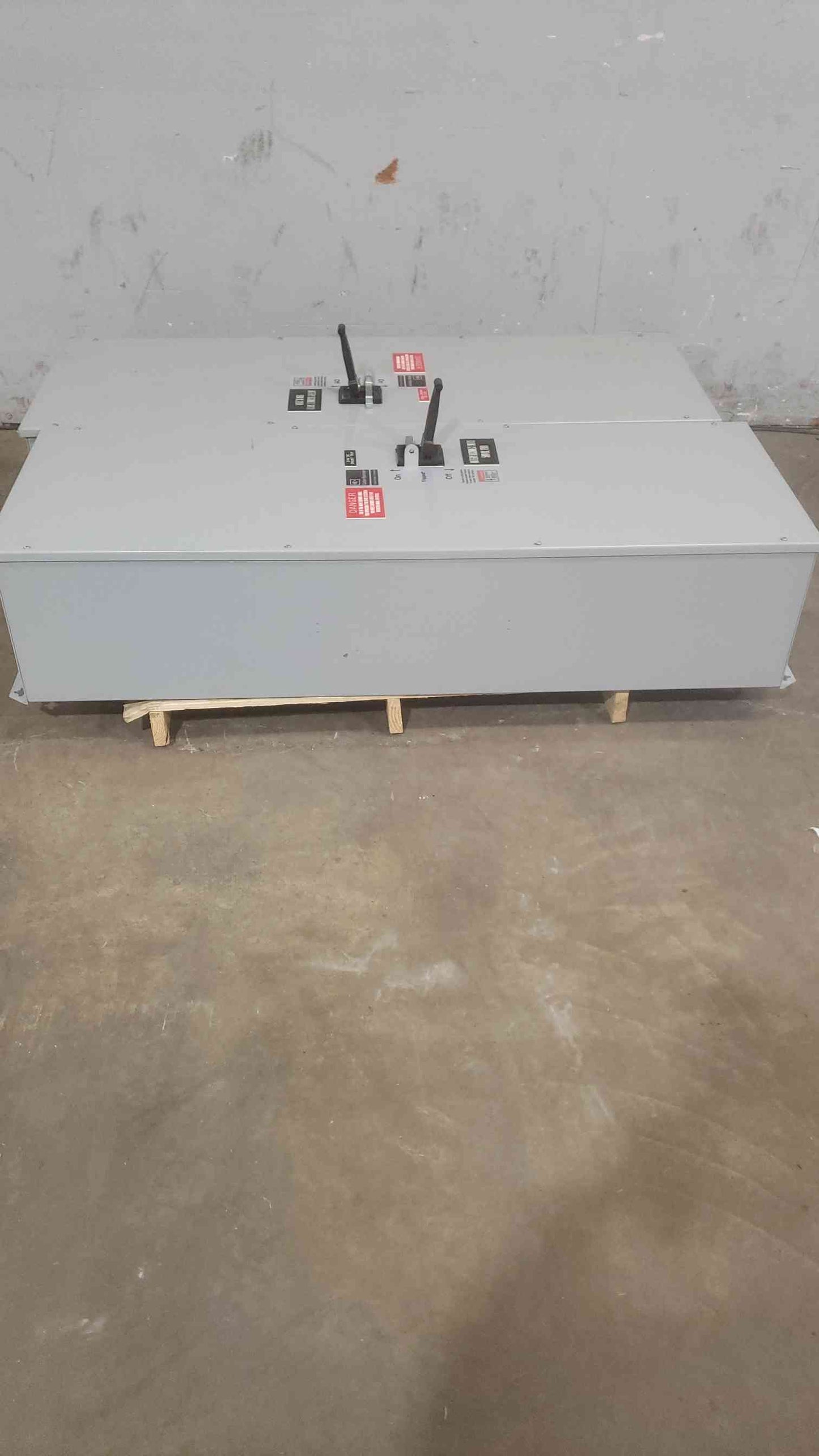 Cutler-Hammer 500V DC 1200A Battery Disconnect Switch( SKU: 110562)