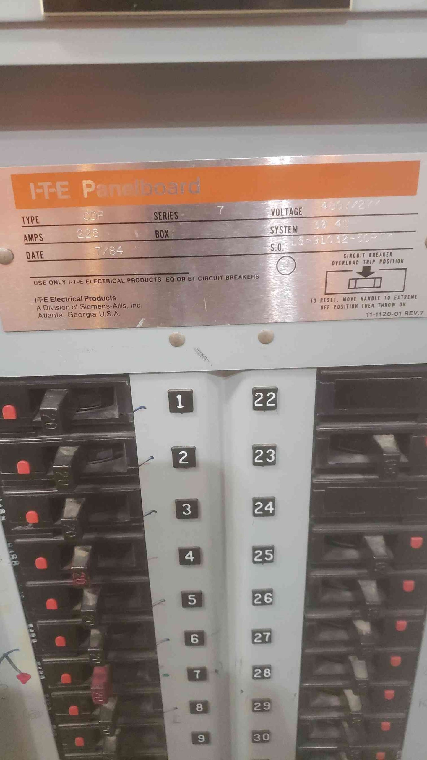 I-T-E 225A Series 7 480Y/277V 4W CDP Panelboard(SKU: 110589)