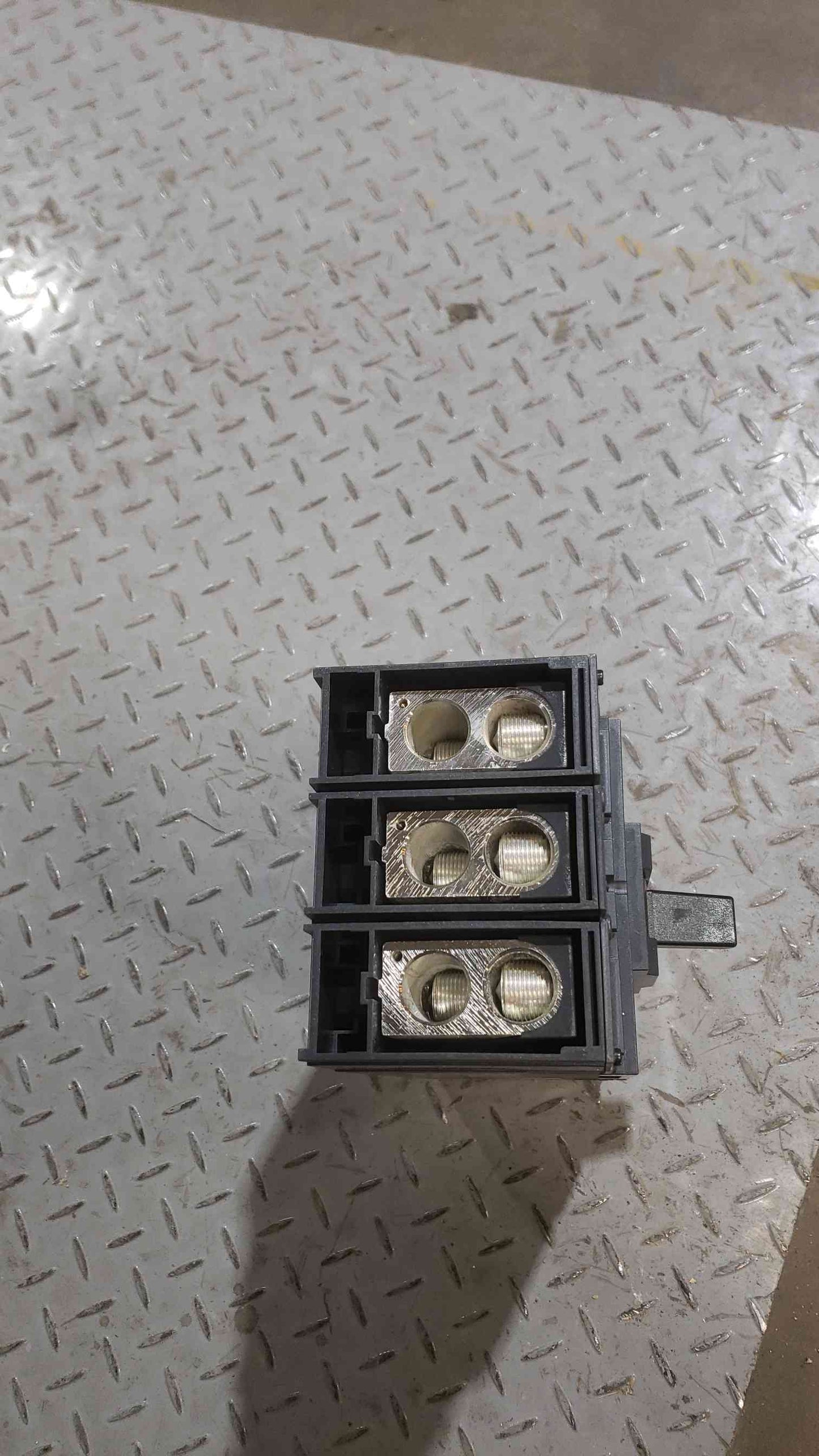 NEW SQUARE D 400A PowerPact Circuit Breaker LGL36400CU33X(SKU: 111308)