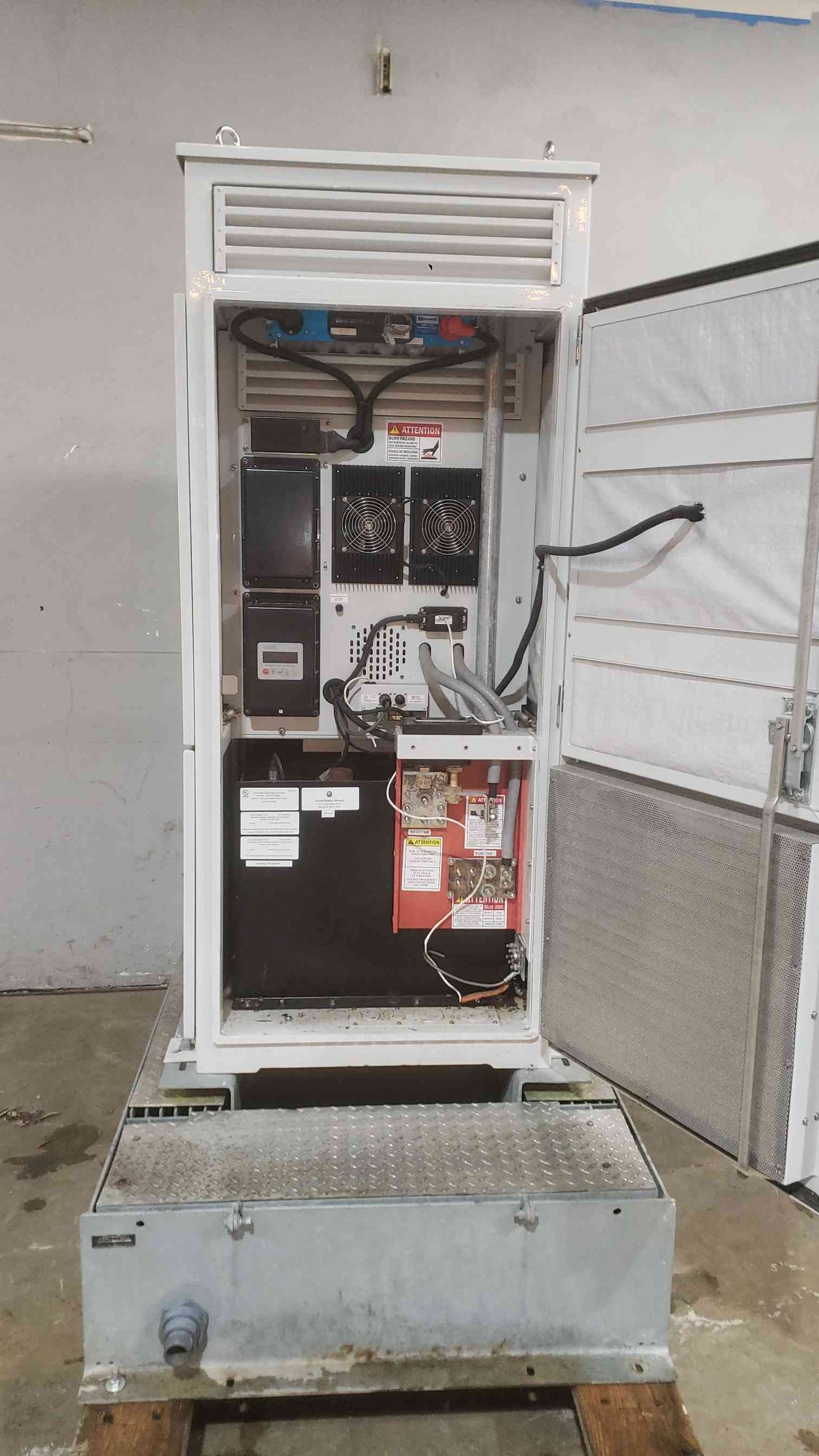 15KW Polar Power 8220-603-D-15-02 270A 40-60V Diesel 25Hrs. (SKU: 111468)