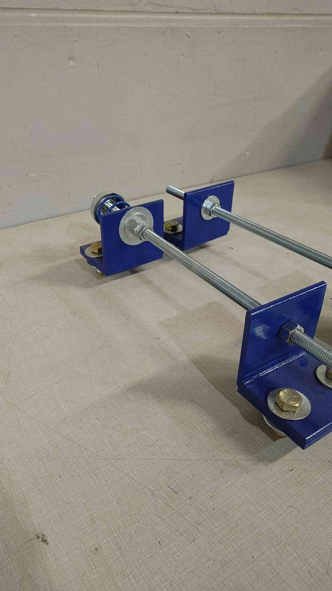 New Thrust Restraint HSR 1-35 (Pair) (SKU: 111535)