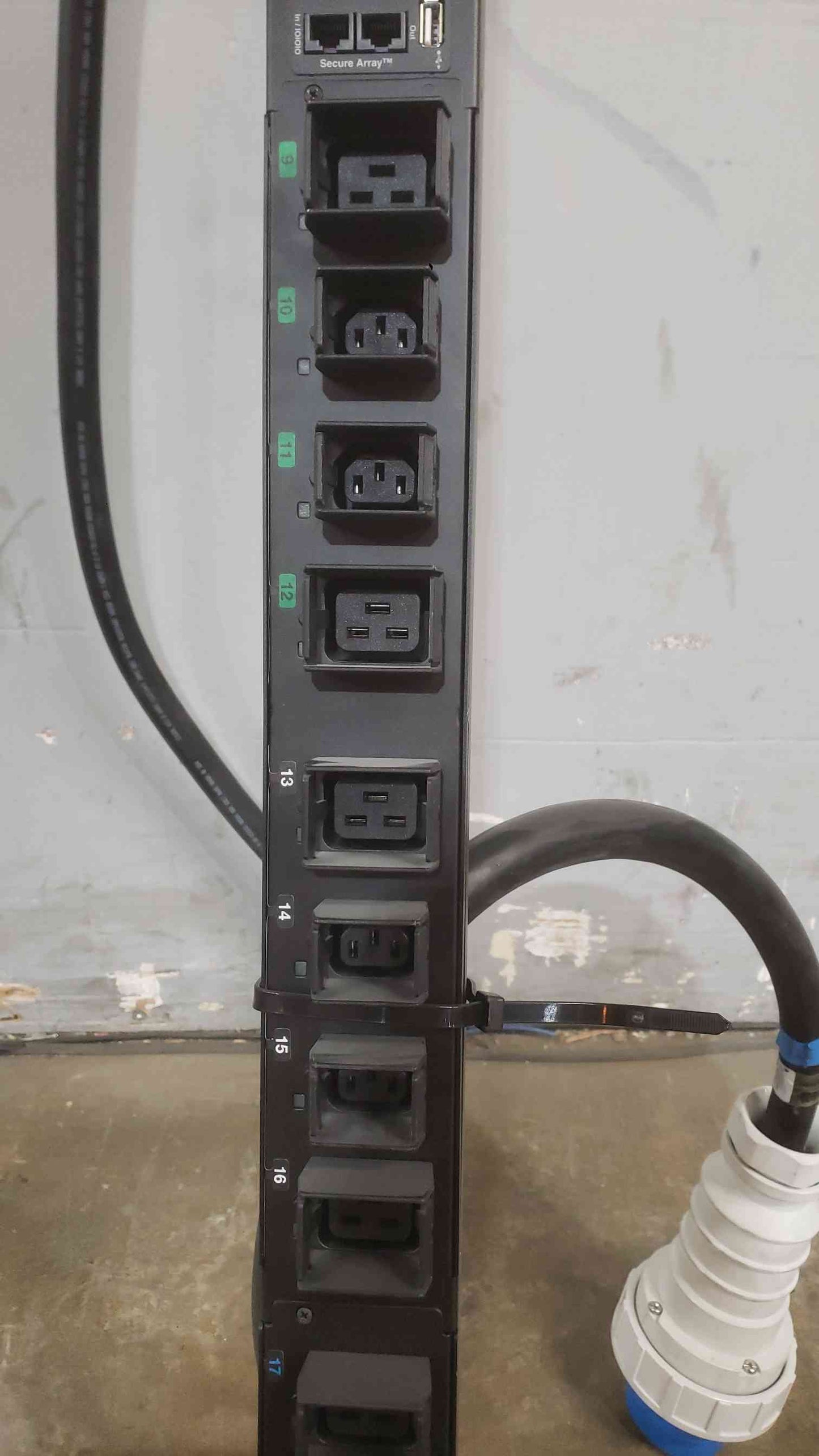 CPI 208V 12 Plug In PDU Strip L5-3V0M3 (SKU: 111846)