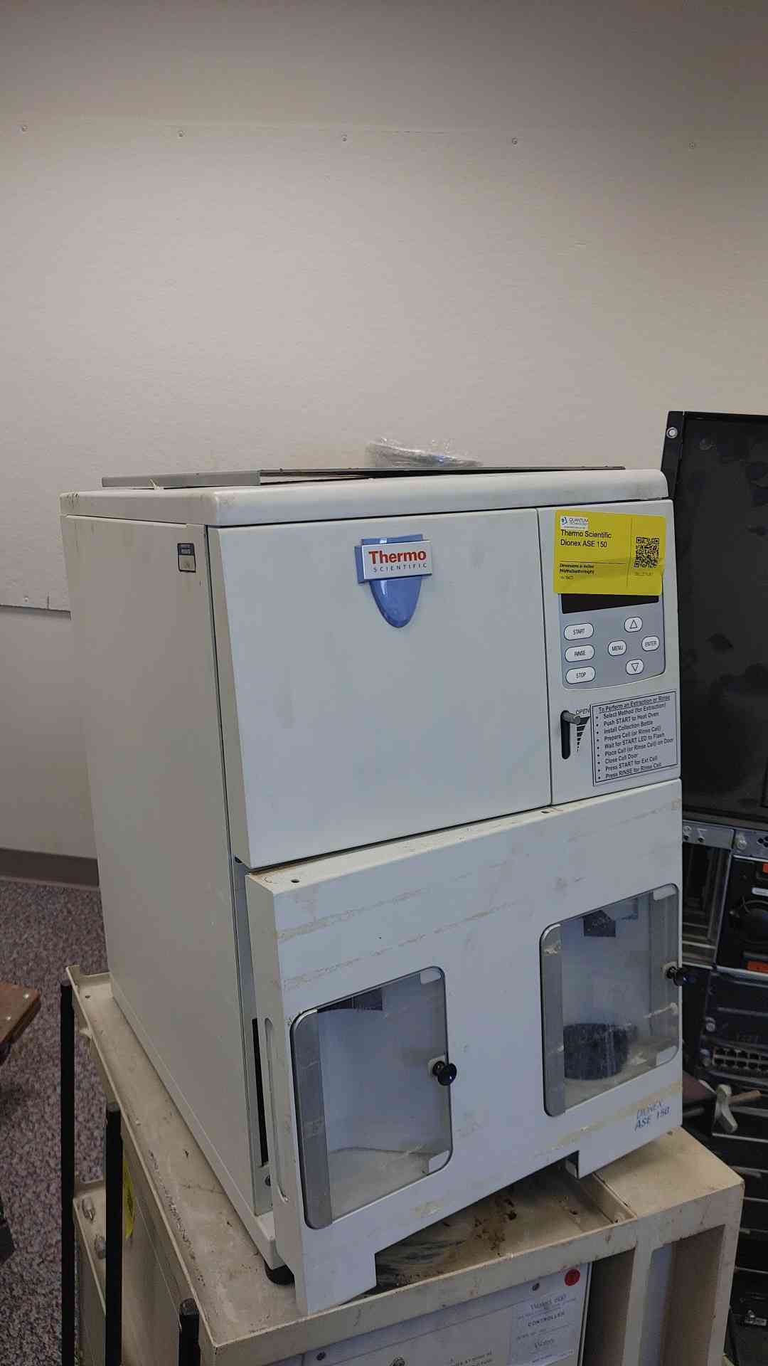 Thermo Scientific Dionex ASE 150 Accelerated Solvent Extractor w/ DI9NIUM